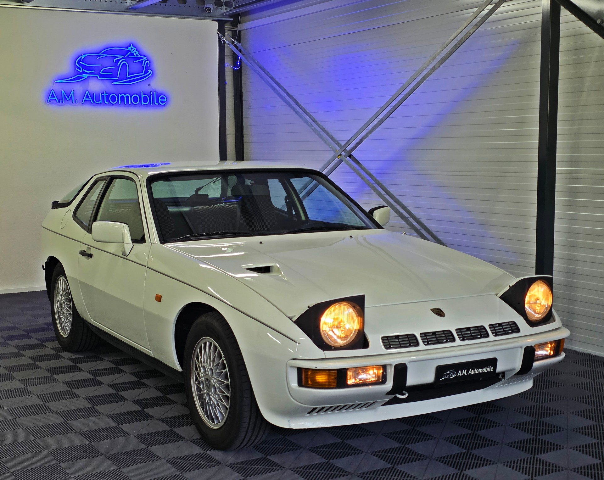 PORSCHE Turbo-image-0