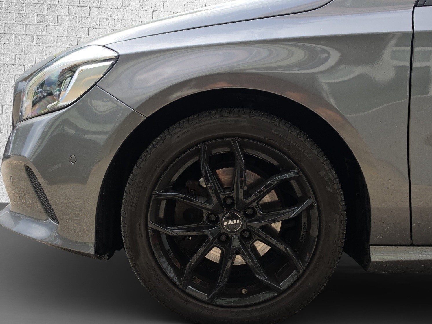 MERCEDES-BENZ A 180 Urban 7G-DCT-image-18