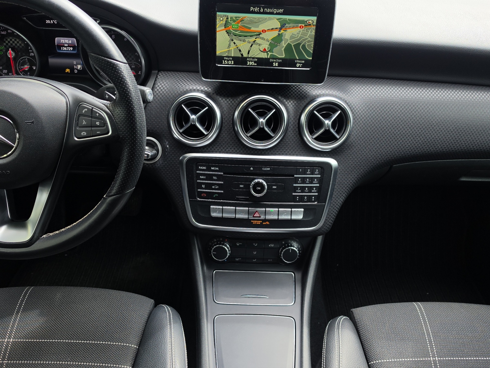 MERCEDES-BENZ A 180 Urban 7G-DCT-image-11