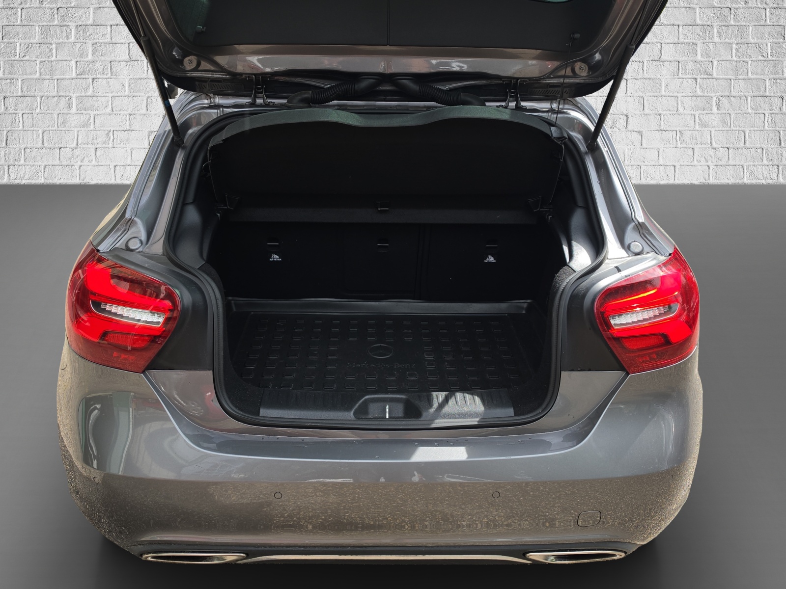 MERCEDES-BENZ A 180 Urban 7G-DCT-image-17
