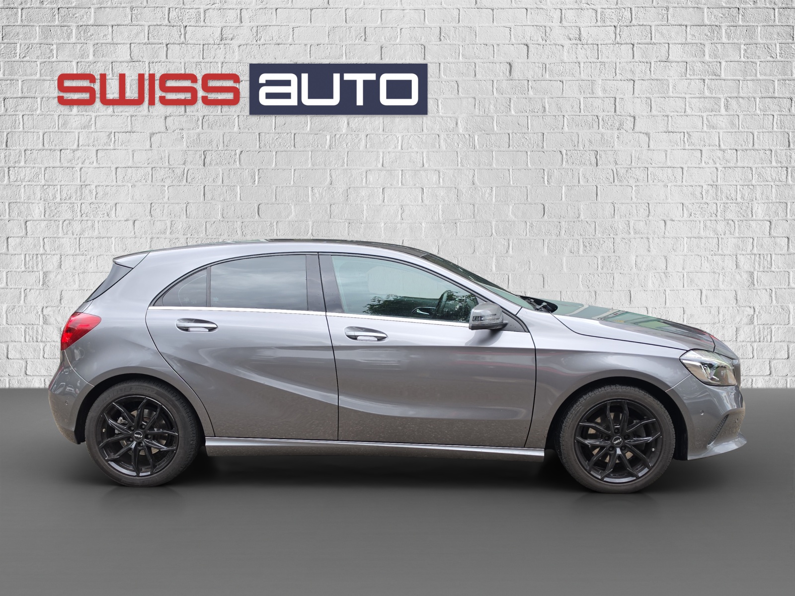 MERCEDES-BENZ A 180 Urban 7G-DCT-image-3