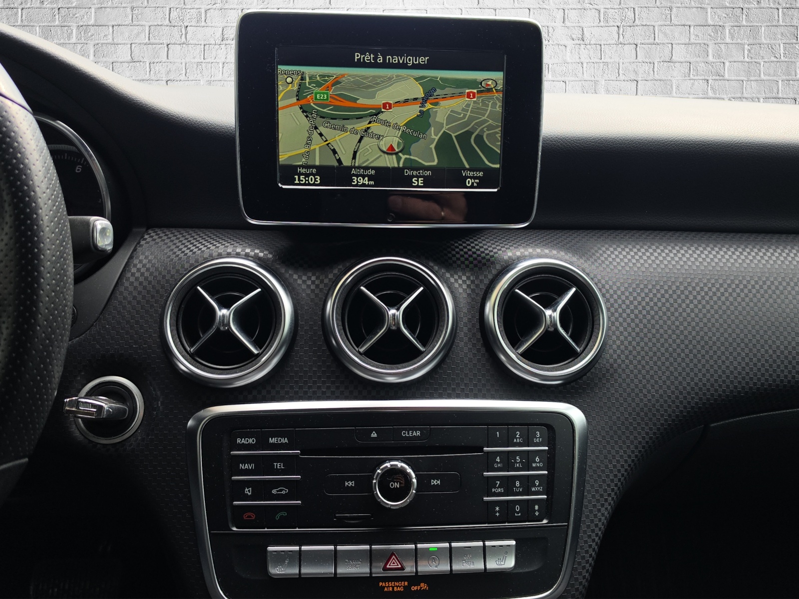 MERCEDES-BENZ A 180 Urban 7G-DCT-image-14
