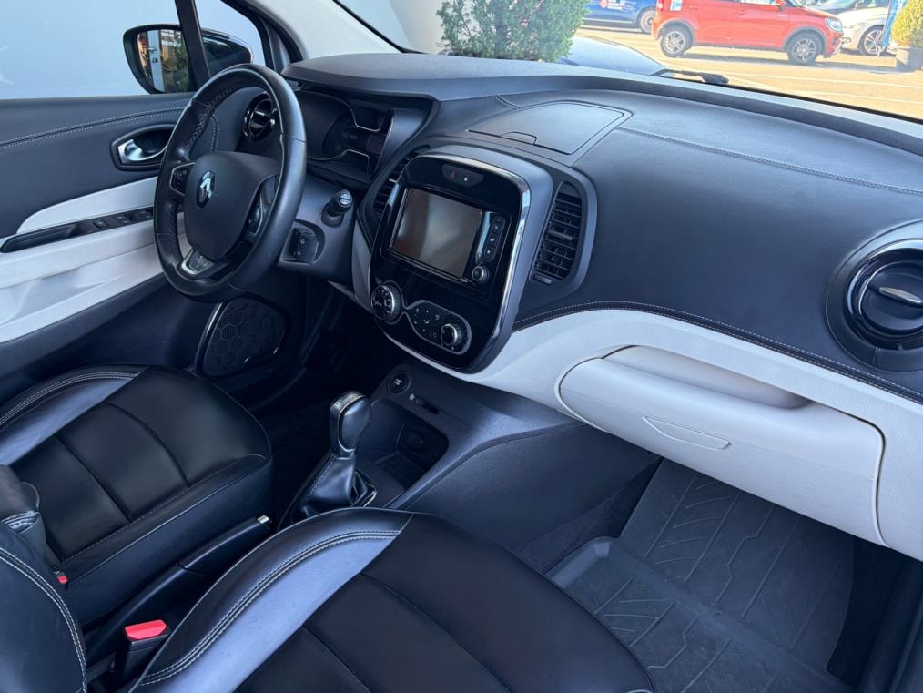 RENAULT Captur 1.2 T 16V Initiale Paris EDC-image-8