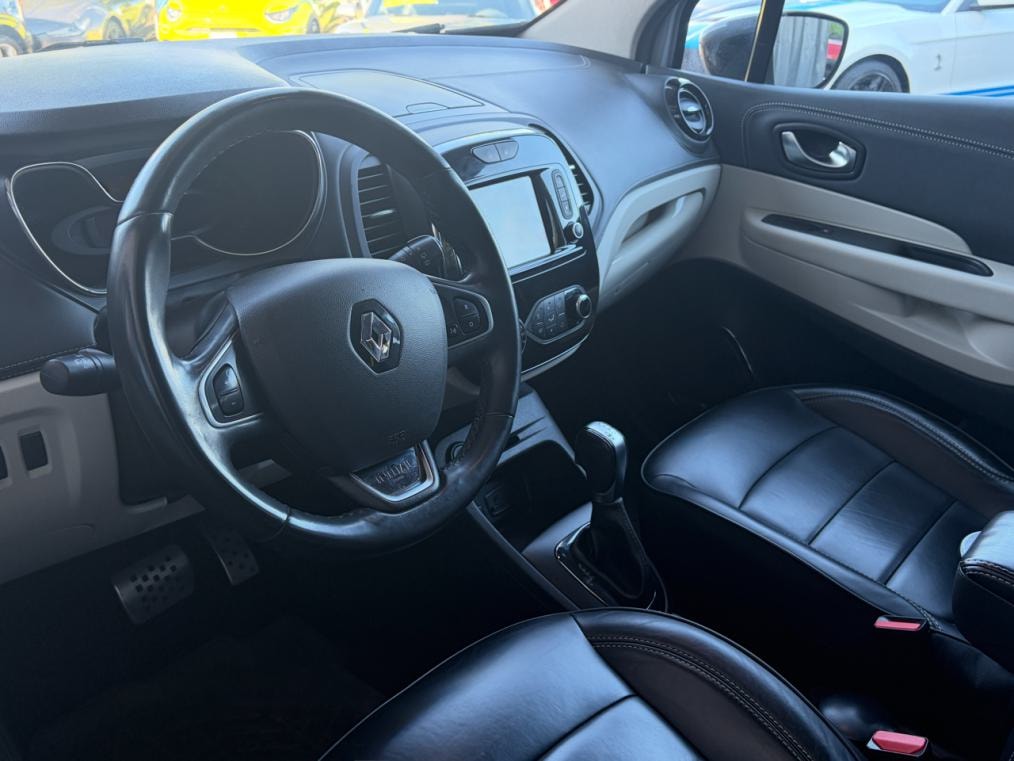 RENAULT Captur 1.2 T 16V Initiale Paris EDC-image-3