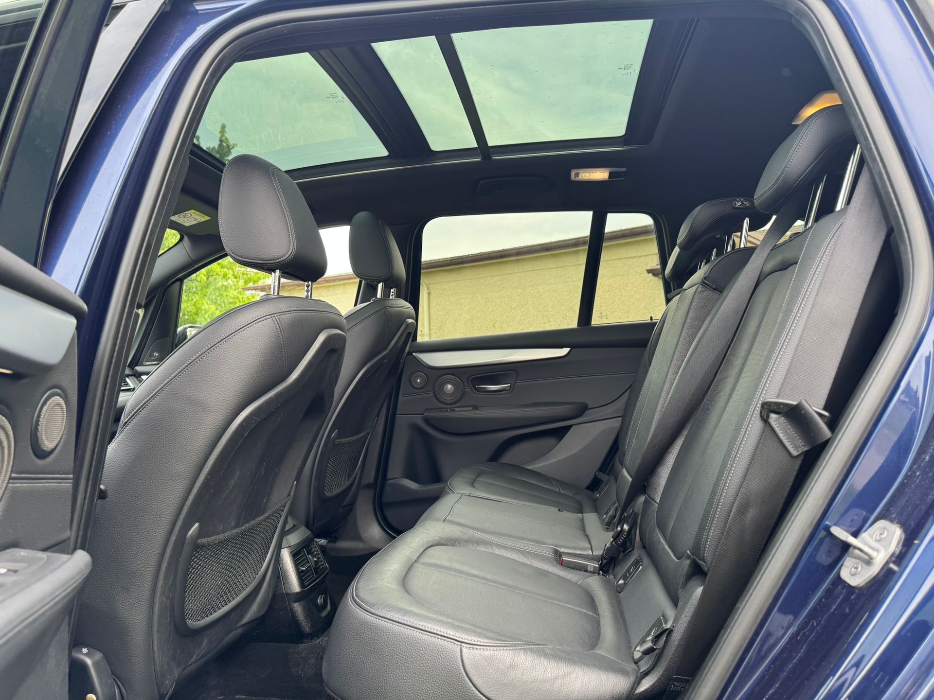 BMW 220d xDrive Gran Tourer Sport Line Steptronic-image-15