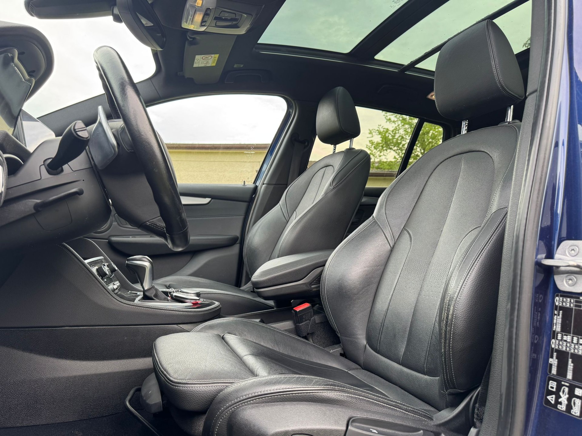 BMW 220d xDrive Gran Tourer Sport Line Steptronic-image-13