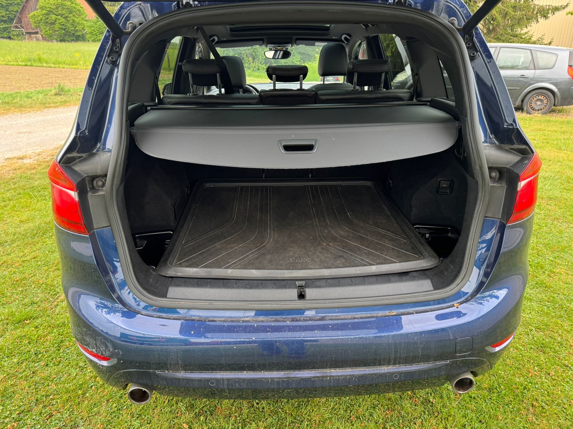 BMW 220d xDrive Gran Tourer Sport Line Steptronic-image-7