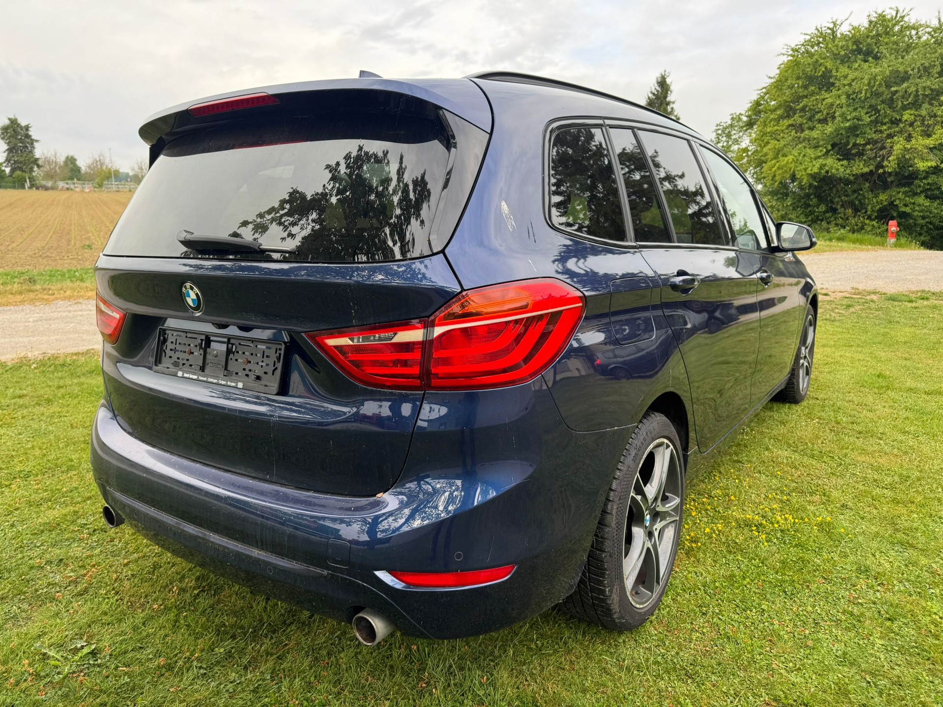 BMW 220d xDrive Gran Tourer Sport Line Steptronic-image-8