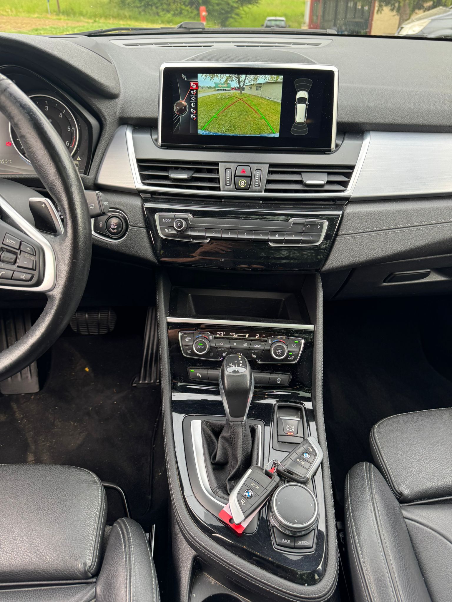 BMW 220d xDrive Gran Tourer Sport Line Steptronic-image-12
