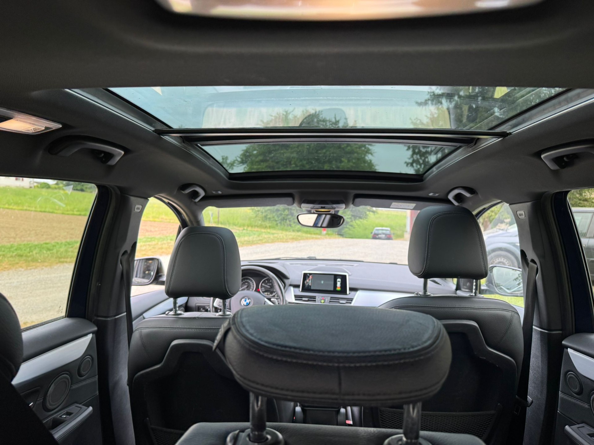 BMW 220d xDrive Gran Tourer Sport Line Steptronic-image-9