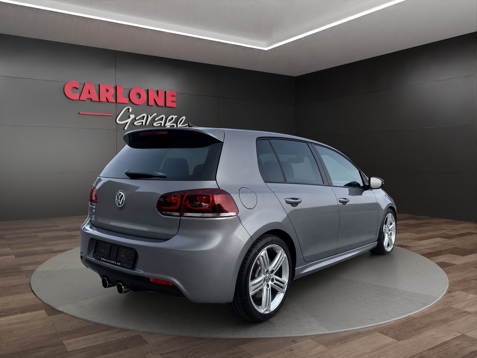 VW Golf VI 2.0 TSI R DSG 4motion-image-2