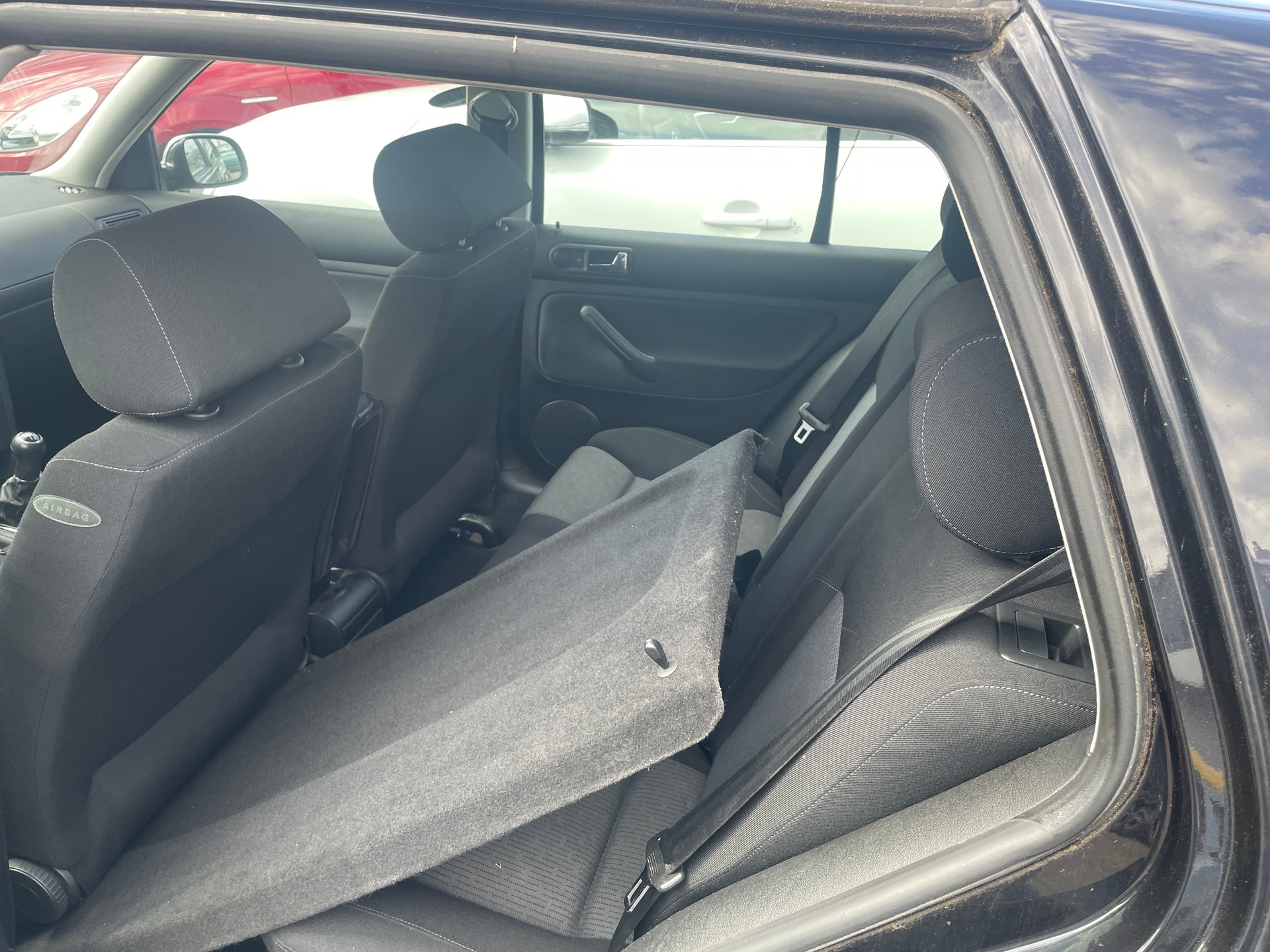 VW Golf 1.6 16V Pacific-image-5