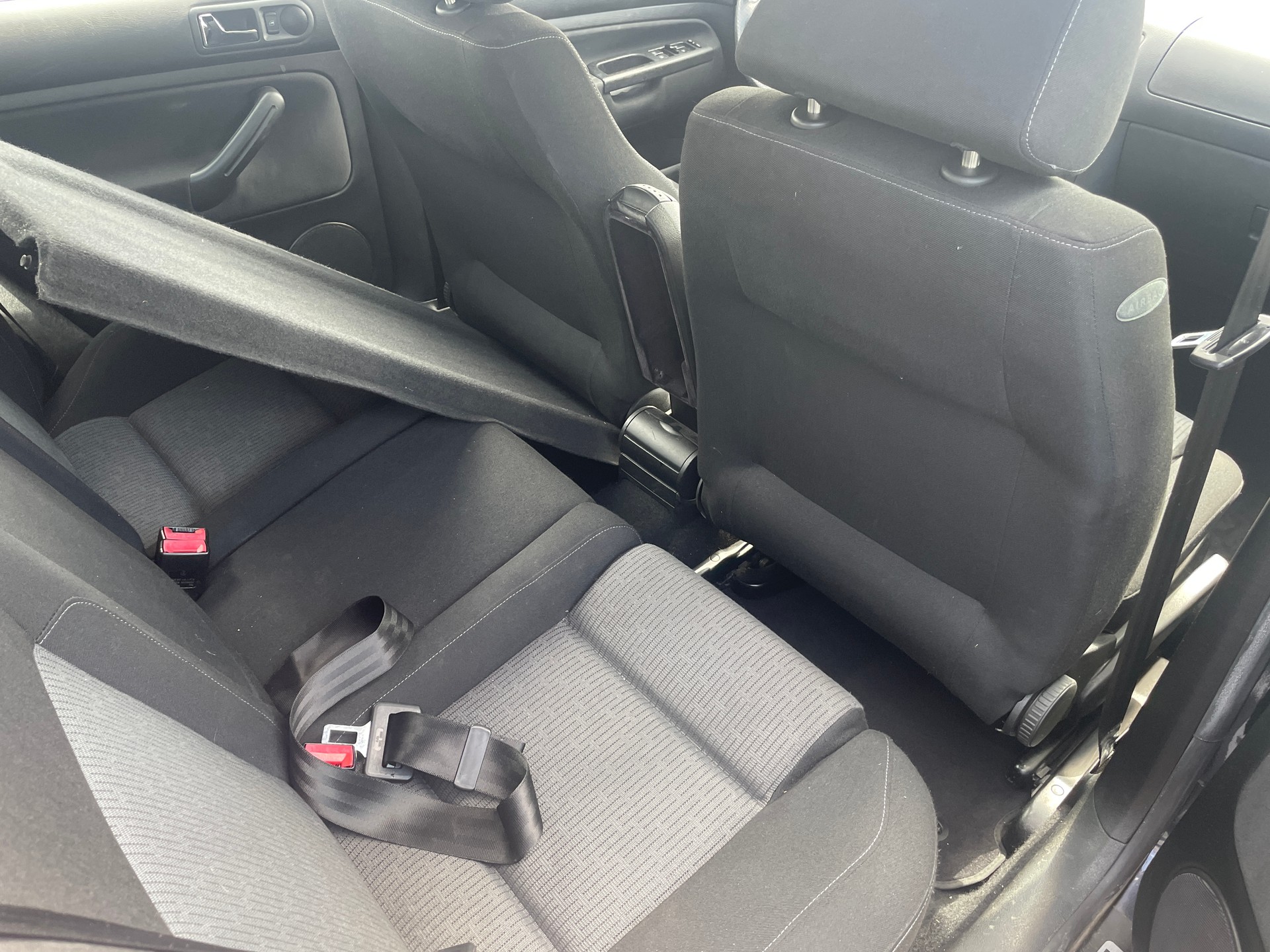 VW Golf 1.6 16V Pacific-image-10