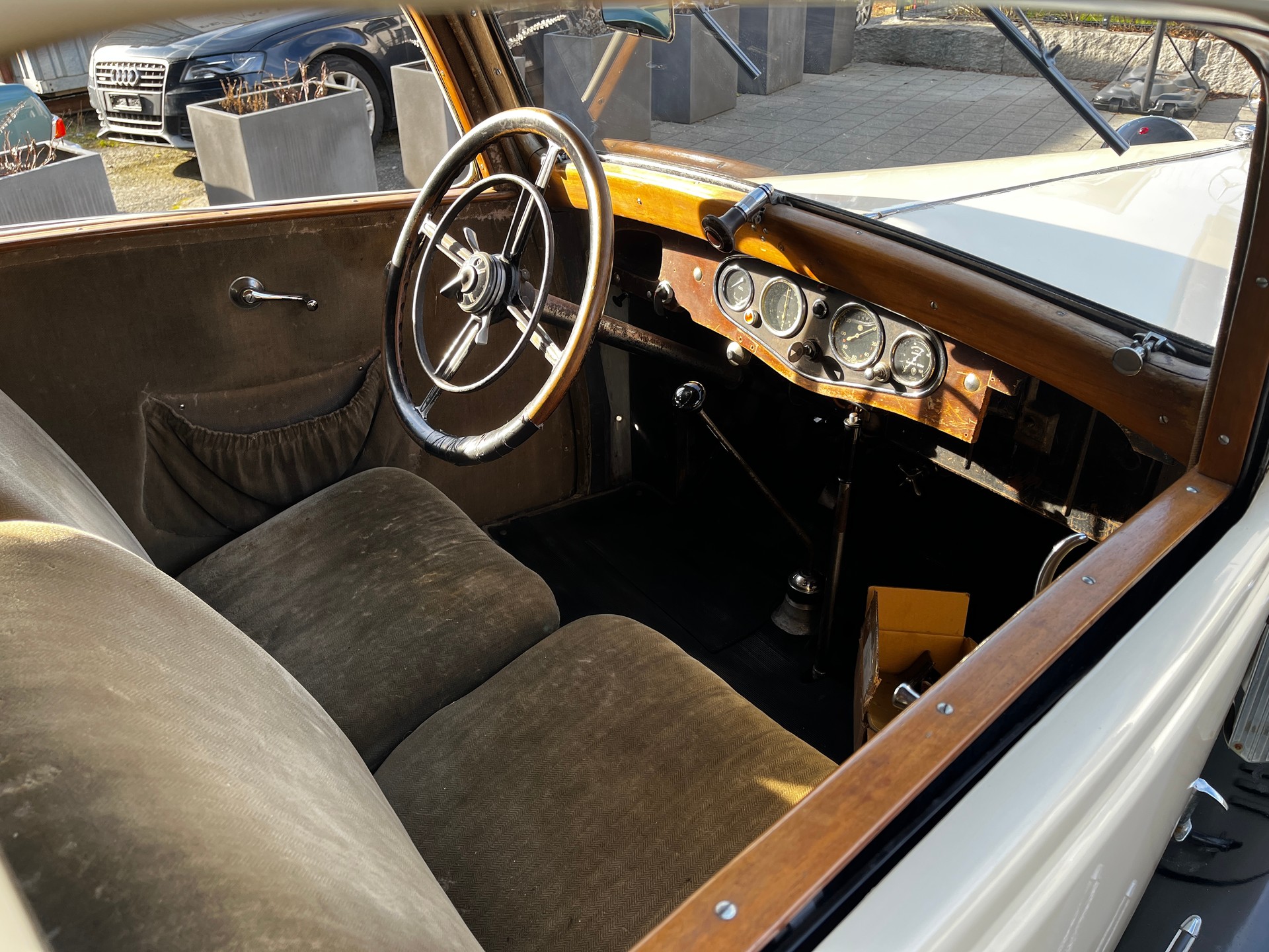 MERCEDES-BENZ 260 Stuttgart W11-image-3