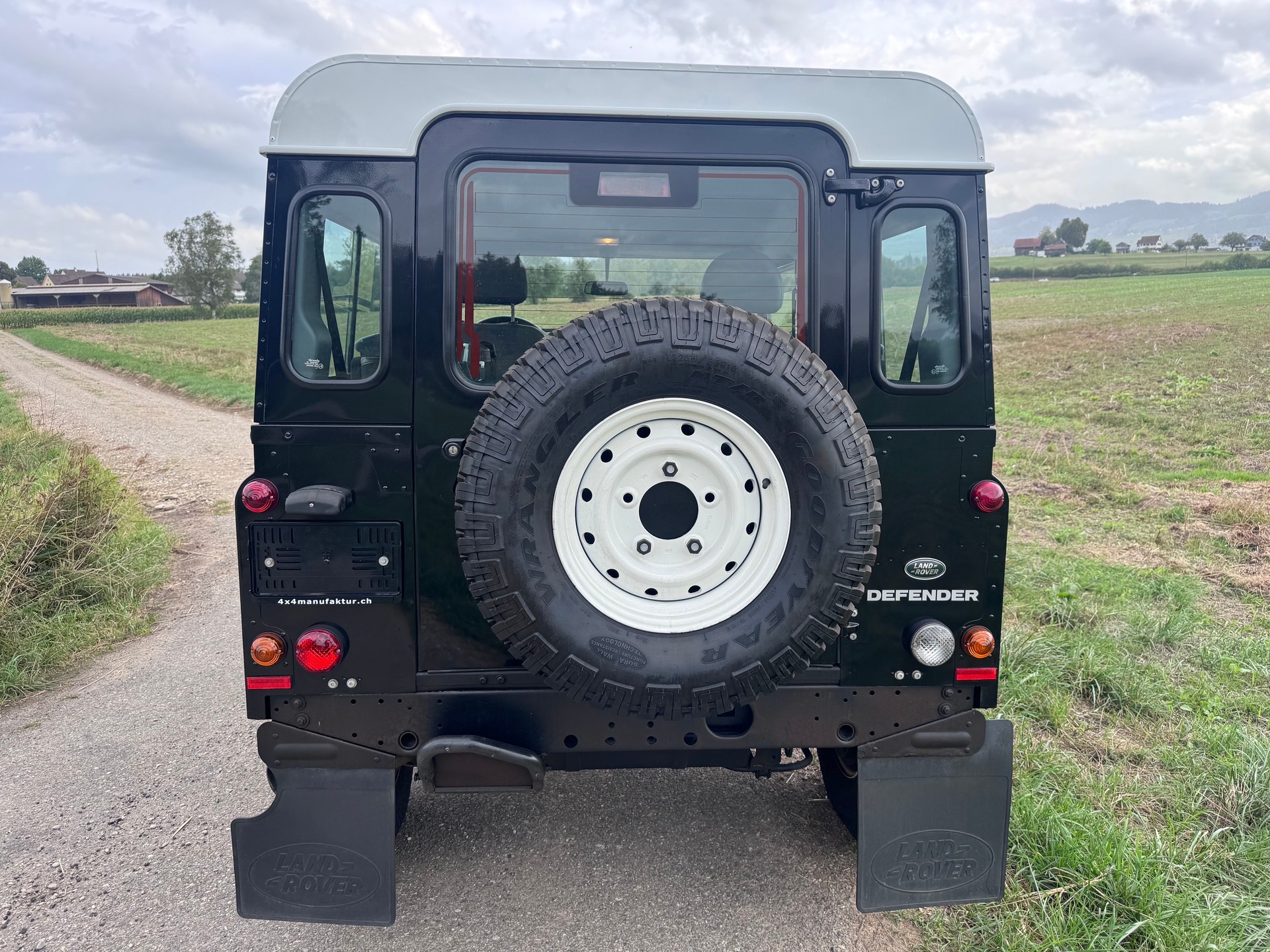 LAND ROVER 2.2 TD4 SW-image-2