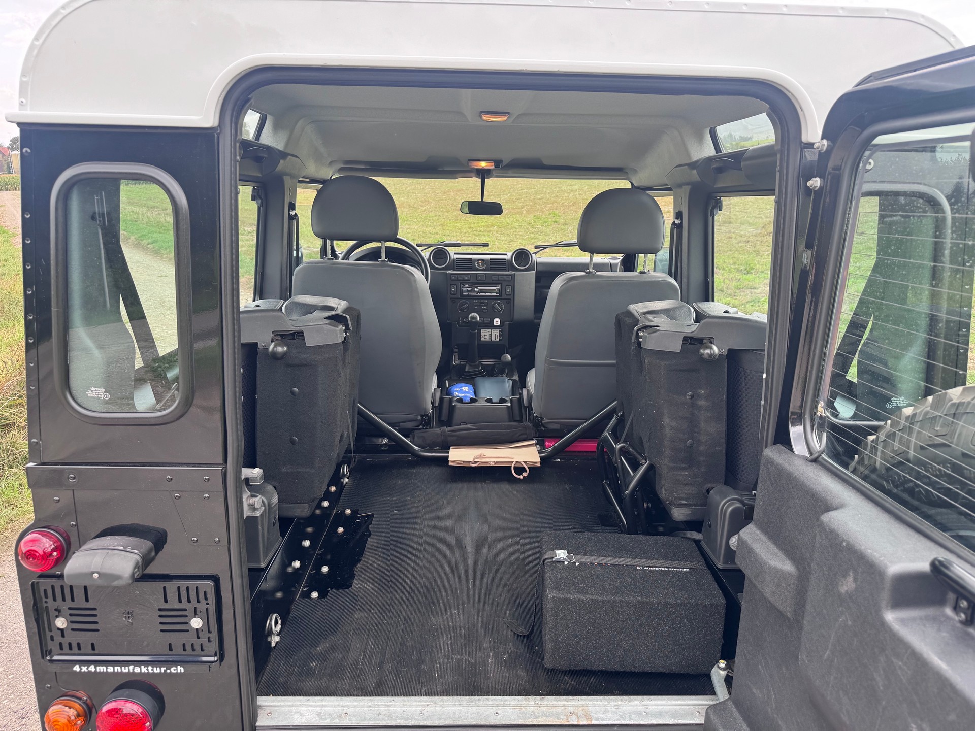 LAND ROVER 2.2 TD4 SW-image-5
