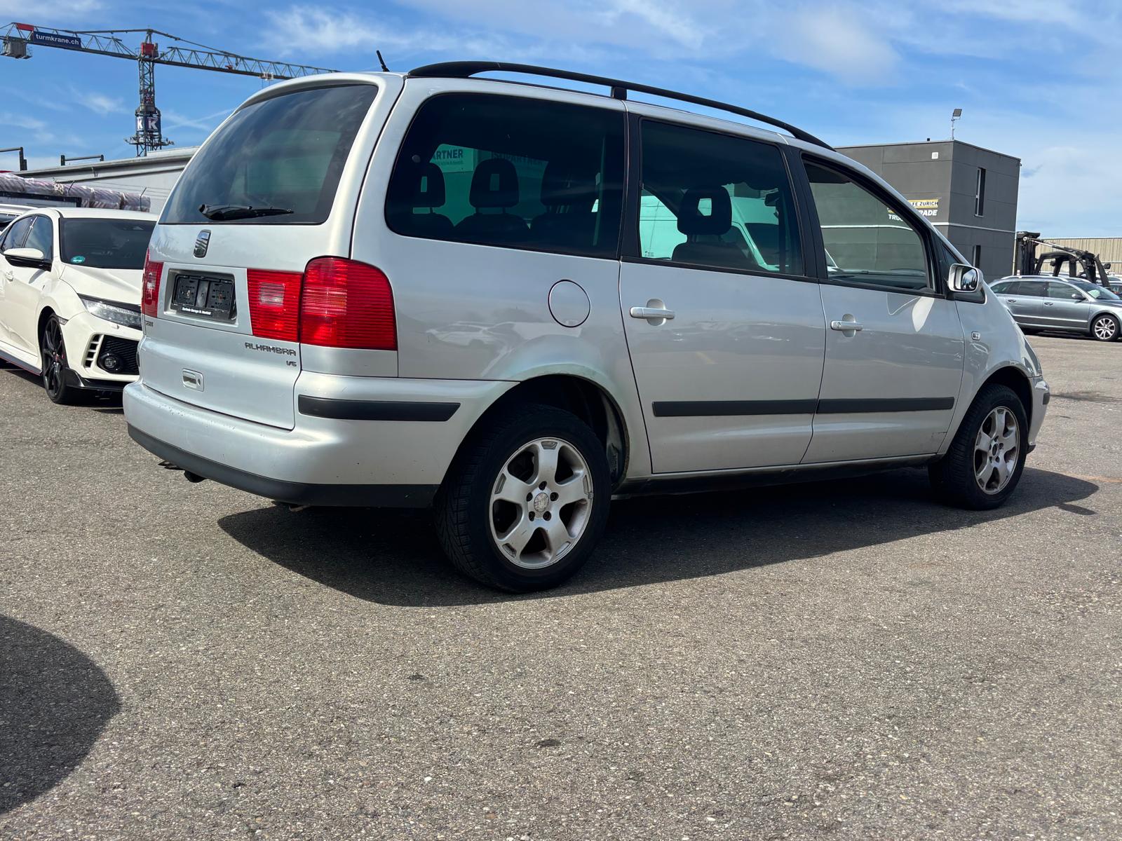 SEAT Alhambra 2.8 VR6 Signo Automatic-image-3