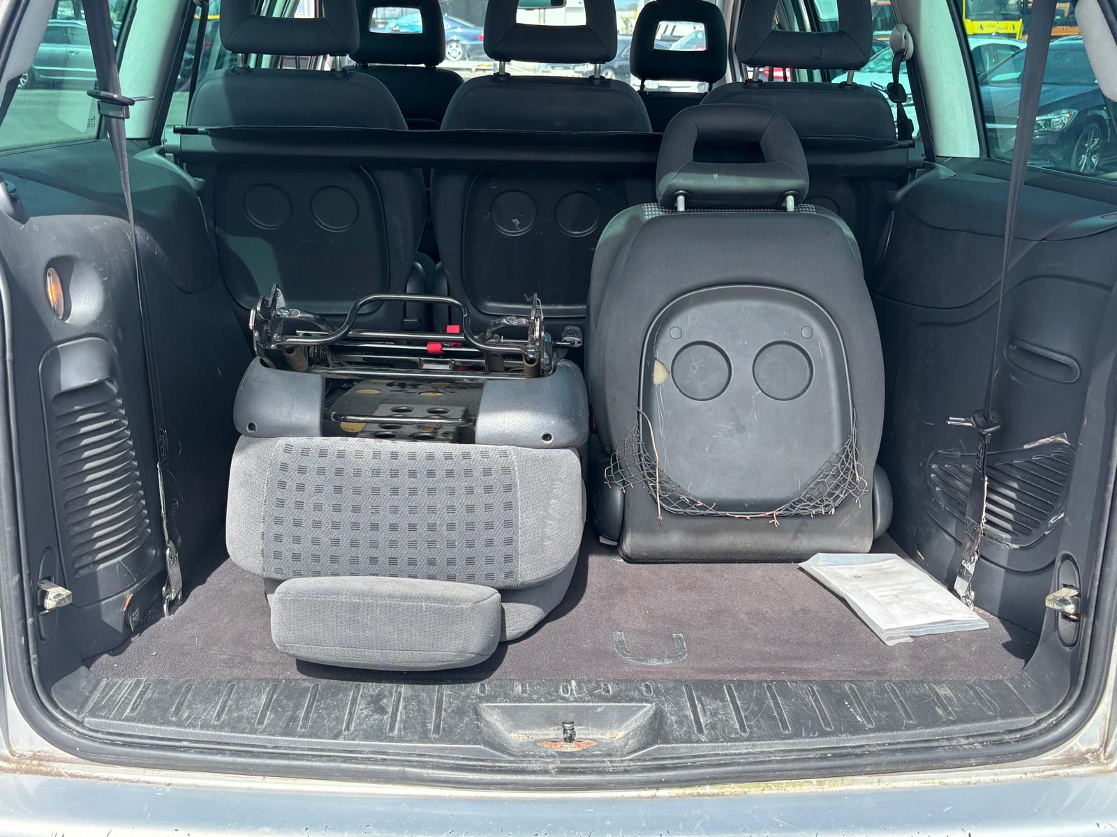 SEAT Alhambra 2.8 VR6 Signo Automatic-image-8