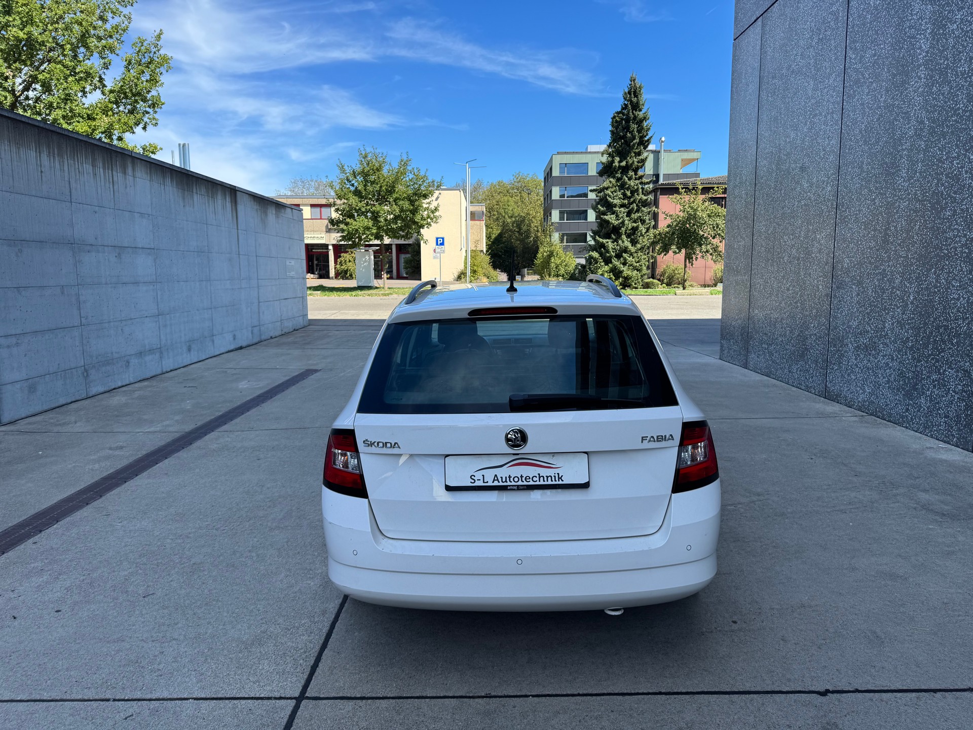 SKODA Fabia 1.2 TSI Active-image-5