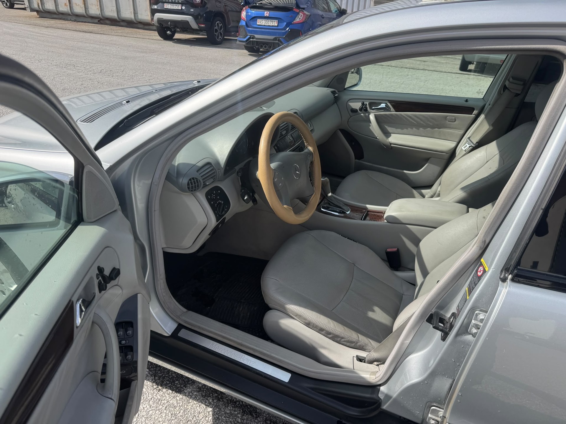 MERCEDES-BENZ C 280 Elégance Sport Edition 4Matic Automatic-image-6