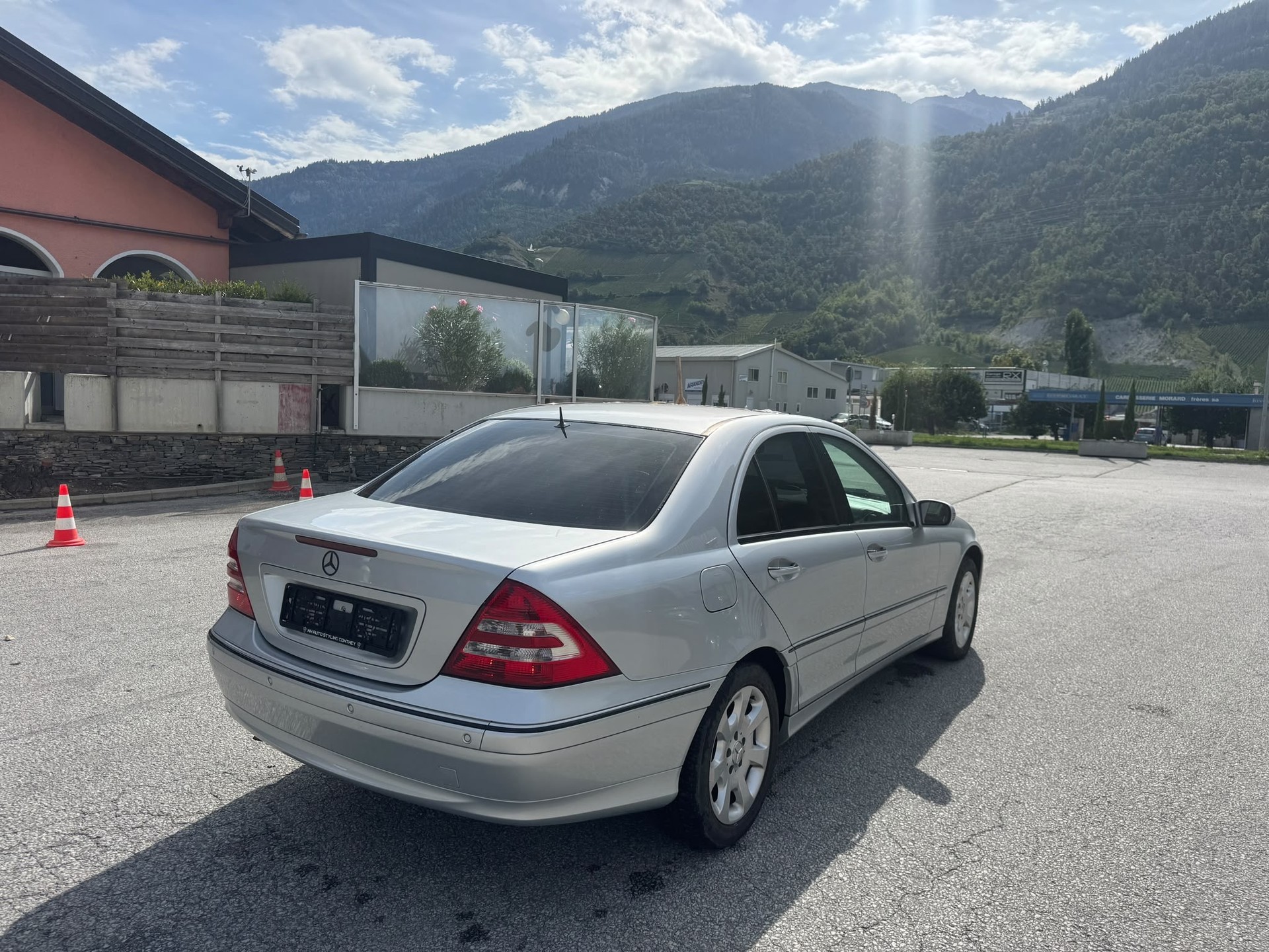 MERCEDES-BENZ C 280 Elégance Sport Edition 4Matic Automatic-image-3