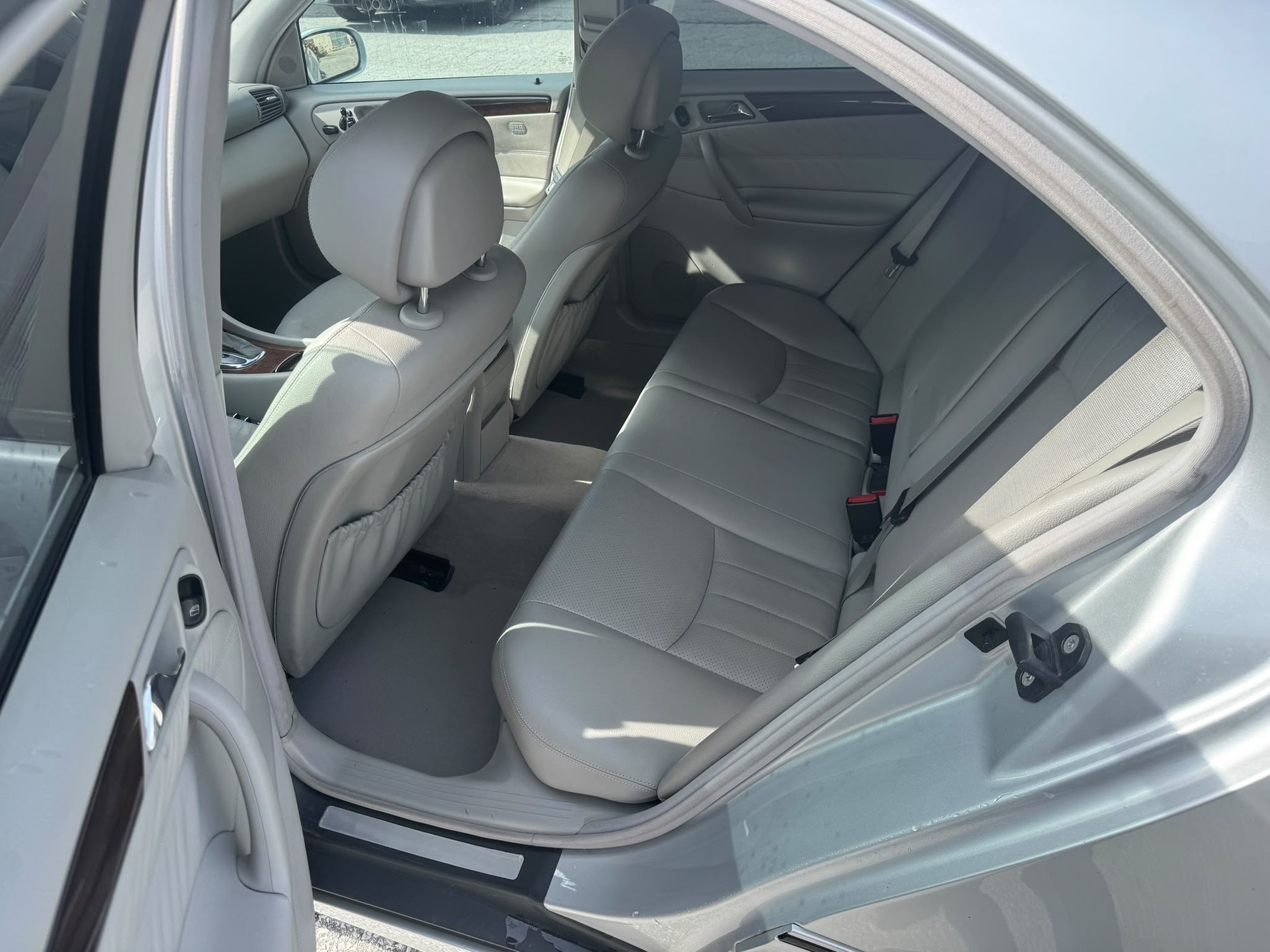 MERCEDES-BENZ C 280 Elégance Sport Edition 4Matic Automatic-image-9