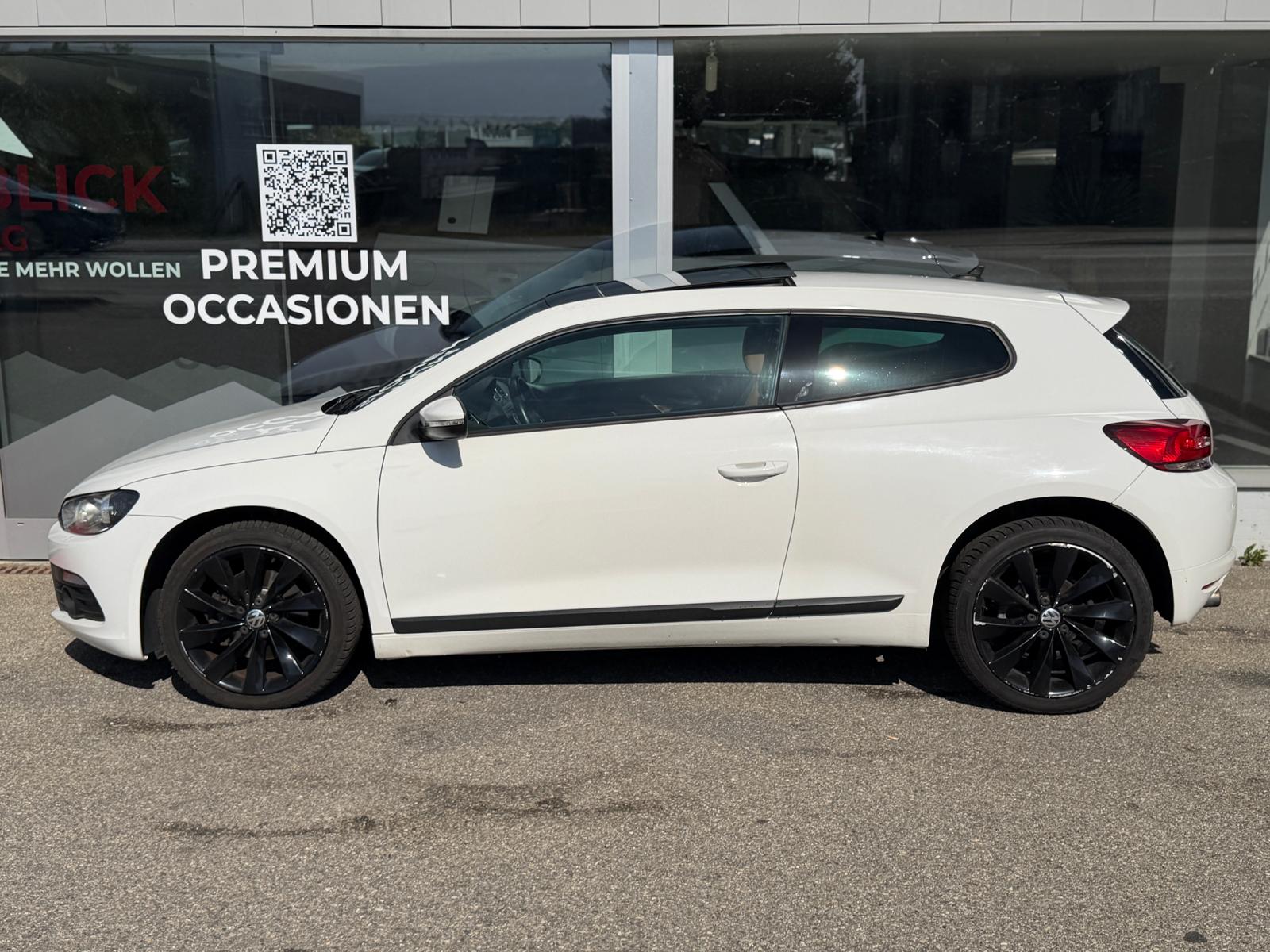 VW Scirocco 2.0 TSI-image-2
