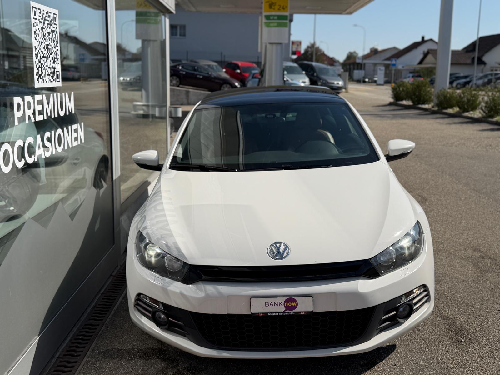 VW Scirocco 2.0 TSI-image-1