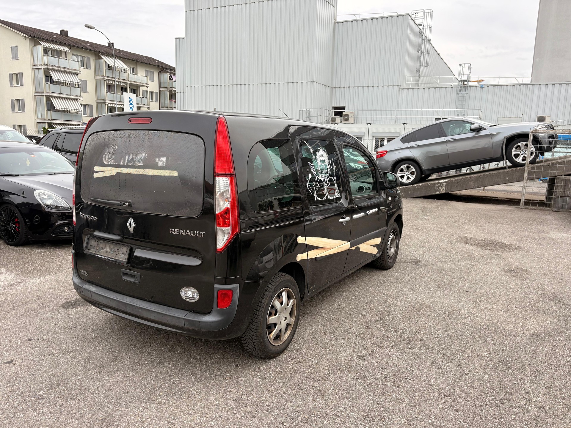 RENAULT Kangoo 1.5 dCi Swiss Edition-image-3