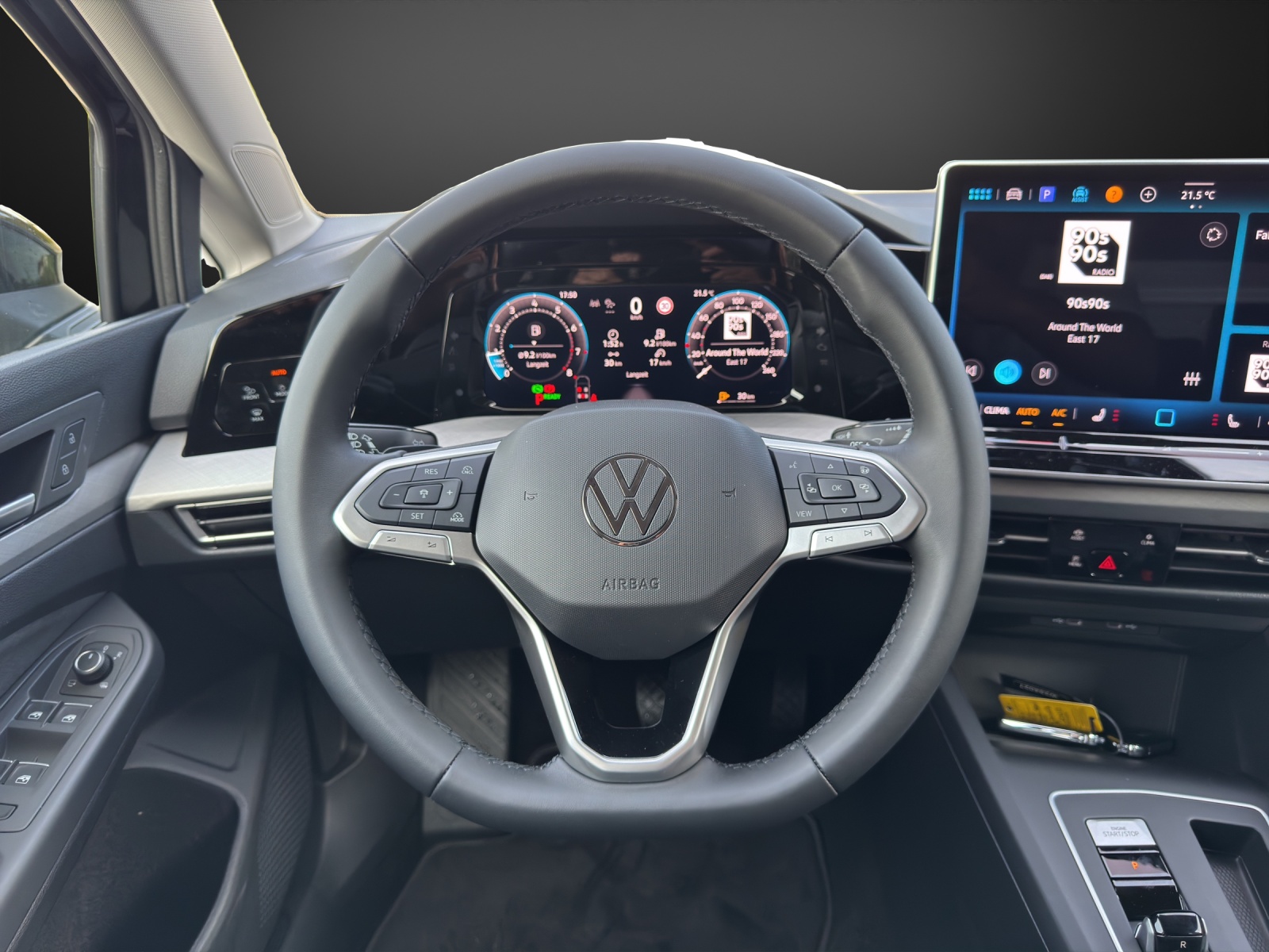 VW Golf 1.5 e TSI mHEV Basis DSG-image-10