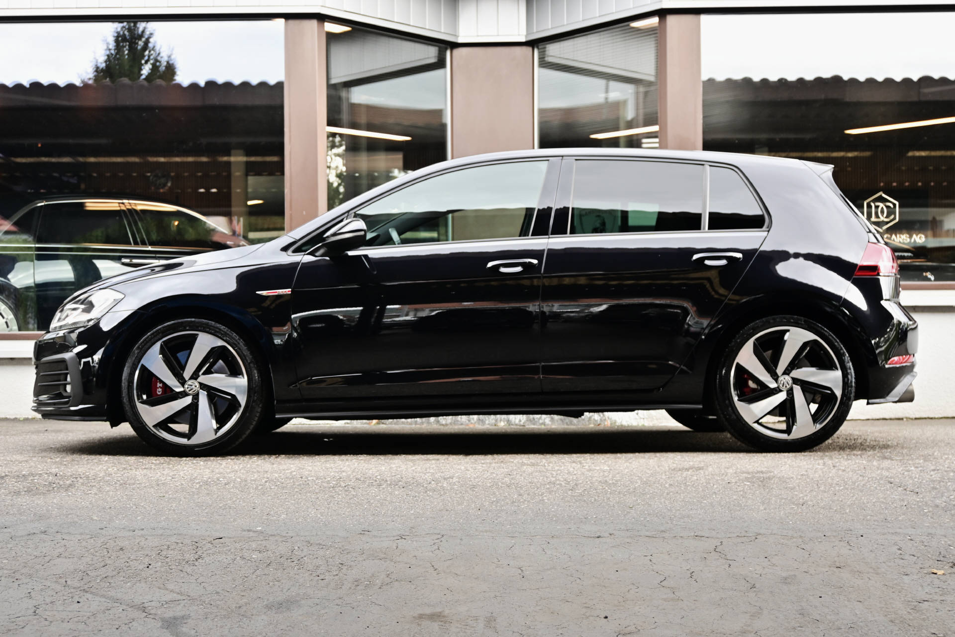 VW Golf VII 2.0 TSI GTI Performance *Abstandstempomat*LED Scheinwerfer*-image-4