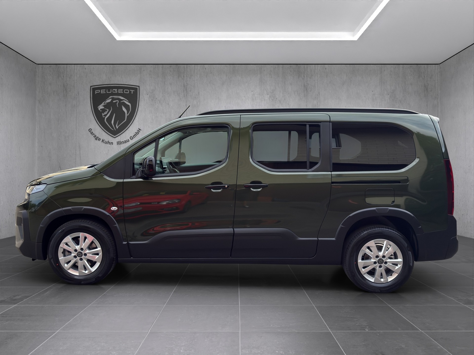 PEUGEOT Rifter Long 1.5 BlueHDi 130 Family Edition-image-7