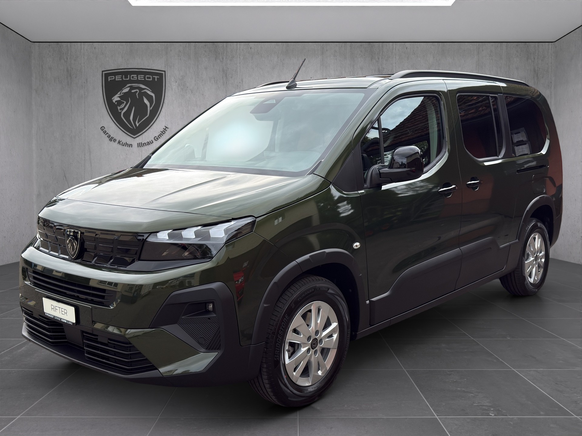 PEUGEOT Rifter Long 1.5 BlueHDi 130 Family Edition-image-0
