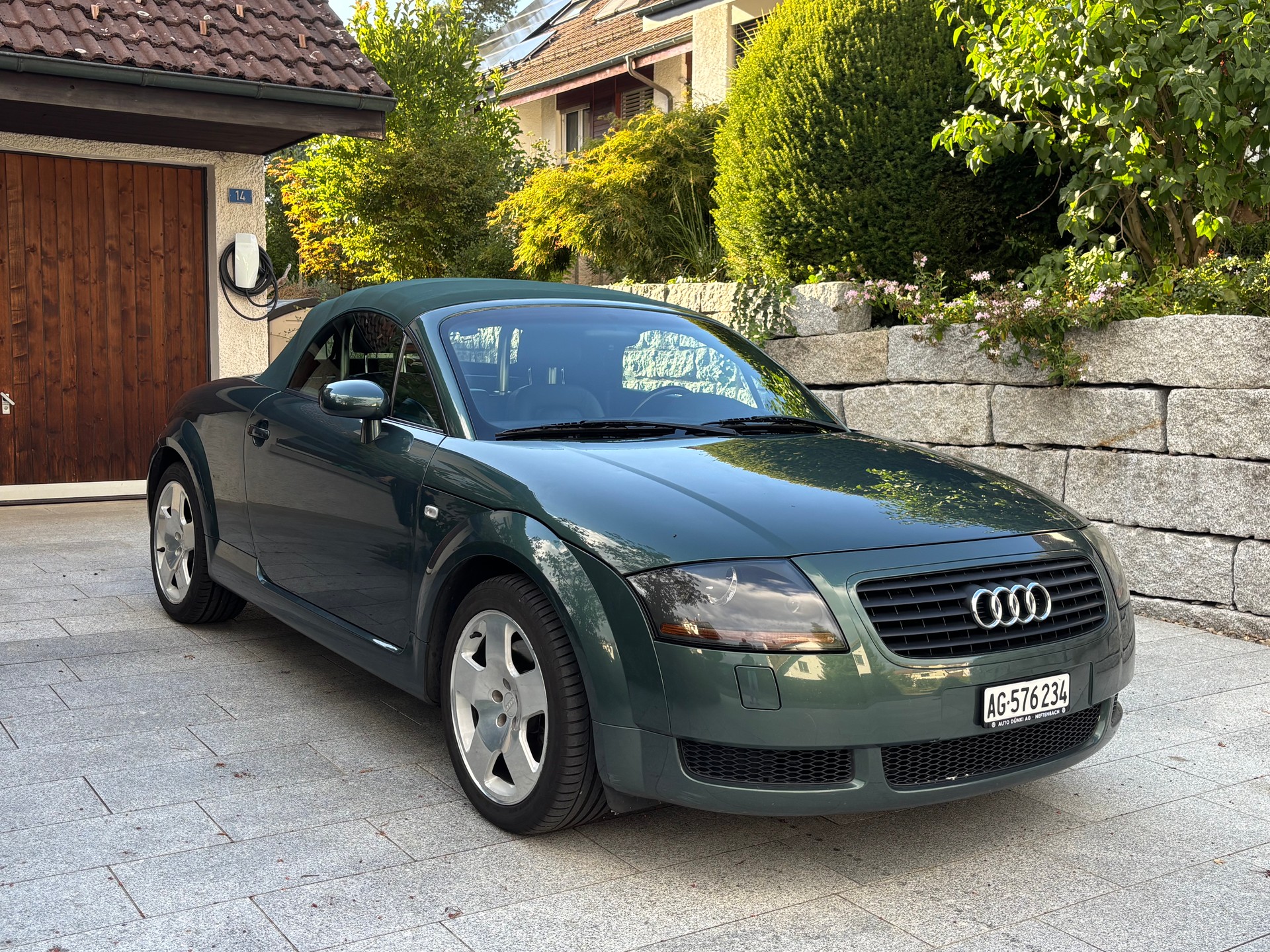 AUDI 1.8 20V Turbo 180 ESP-image-0