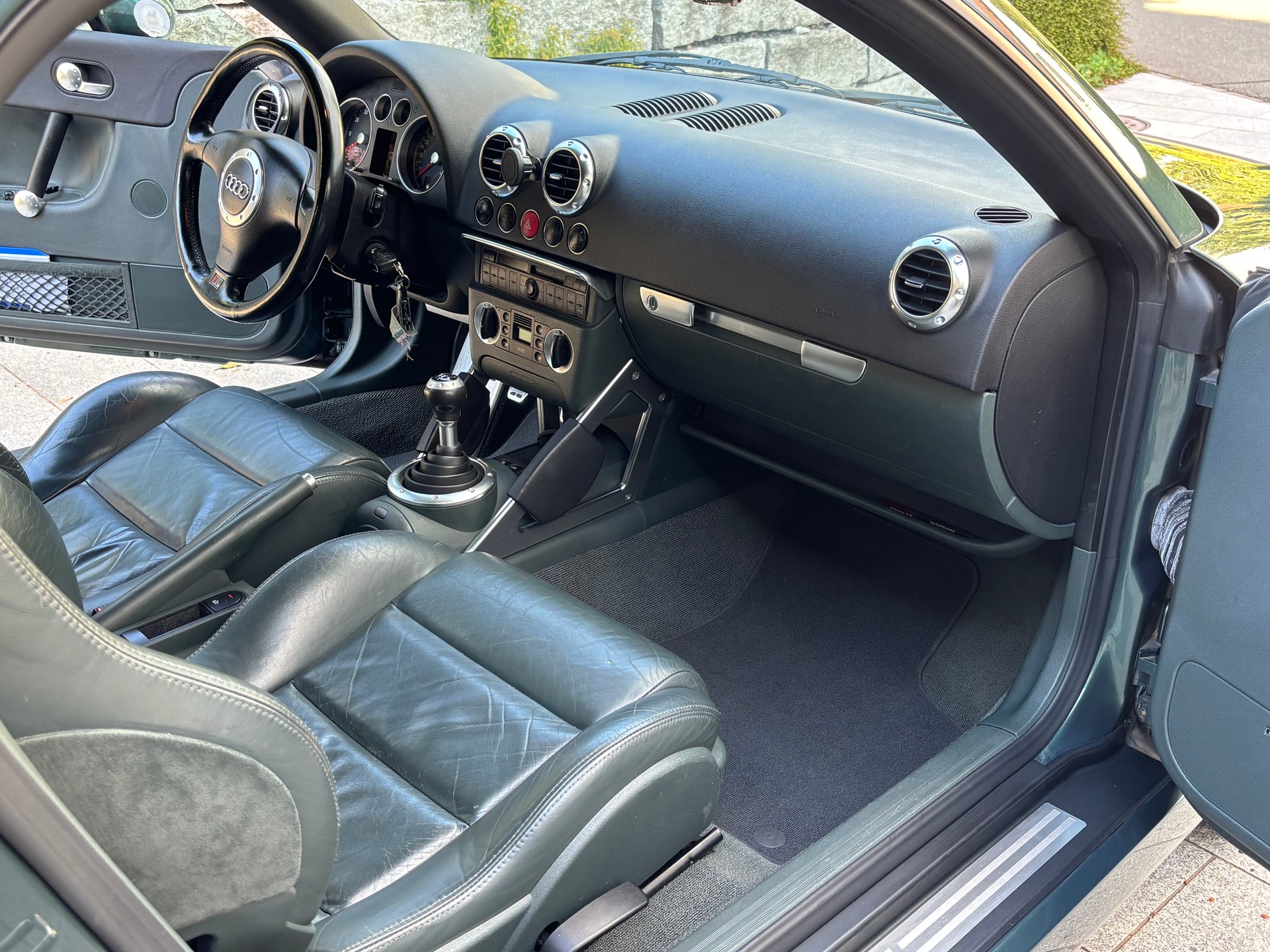 AUDI 1.8 20V Turbo 180 ESP-image-5