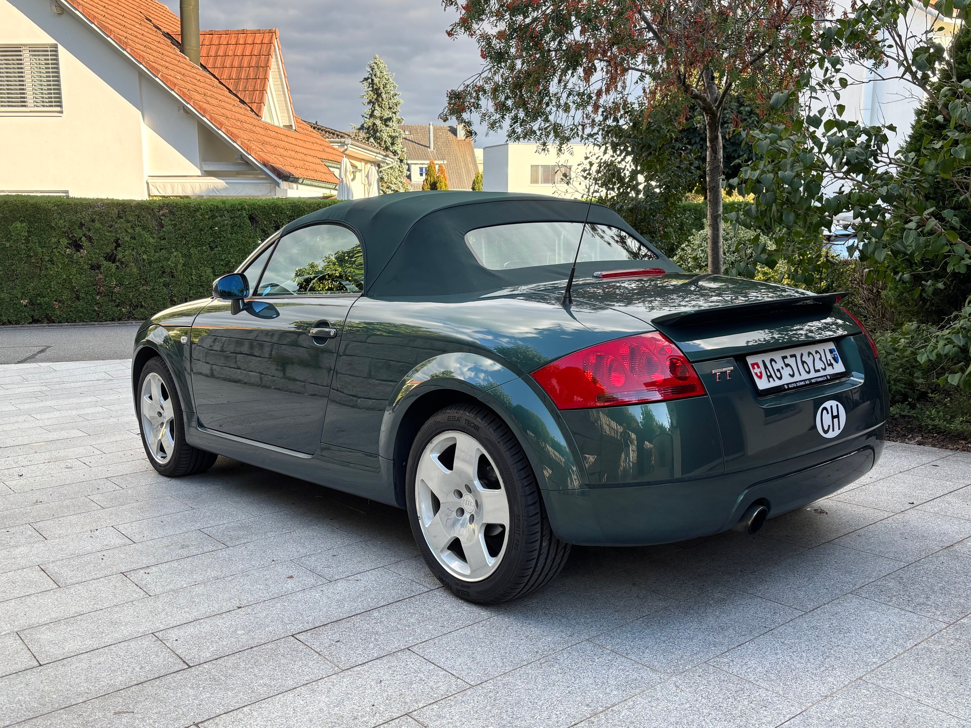 AUDI 1.8 20V Turbo 180 ESP-image-2