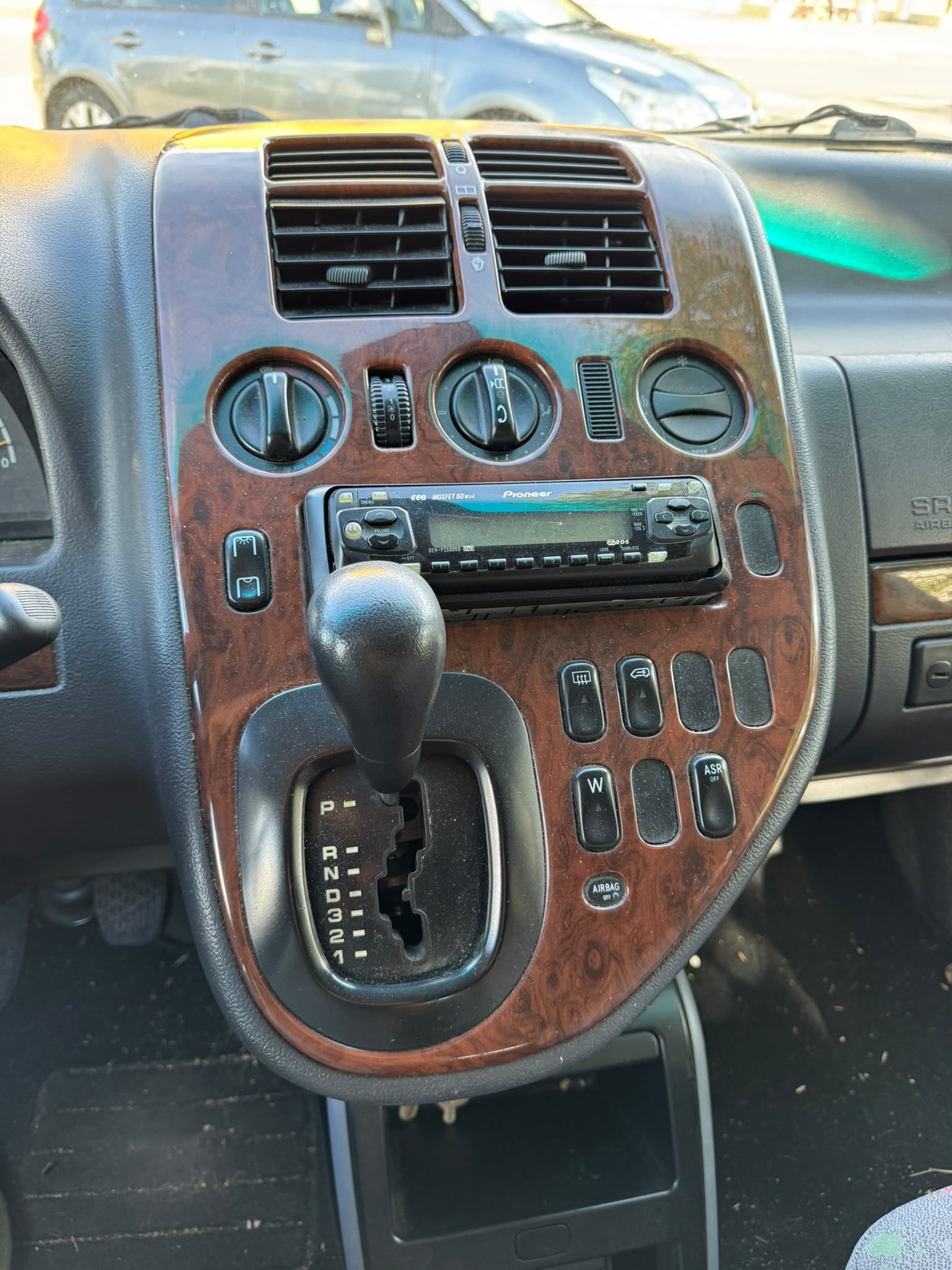 MERCEDES-BENZ VITO 112 CDI-image-11