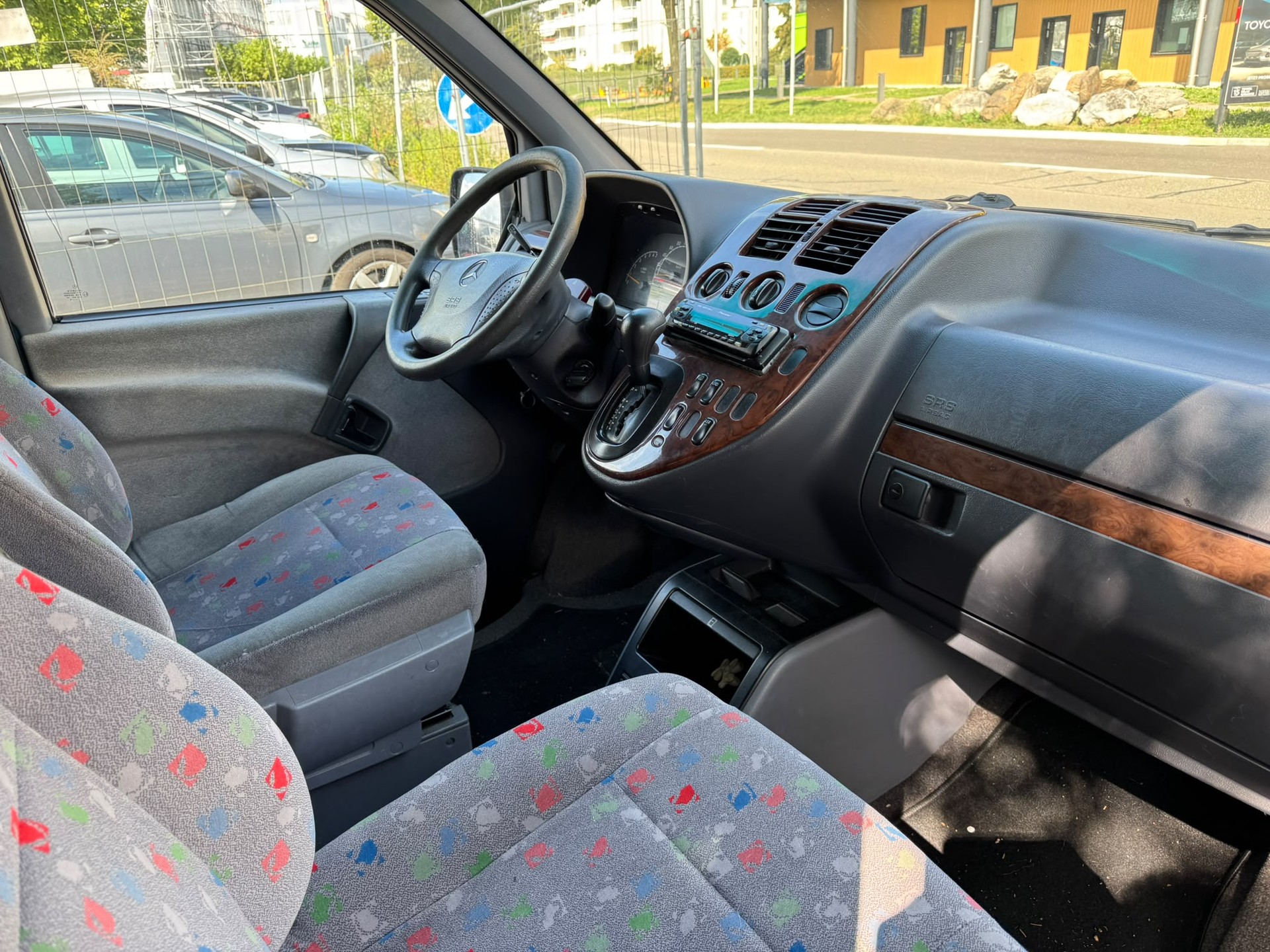 MERCEDES-BENZ VITO 112 CDI-image-9