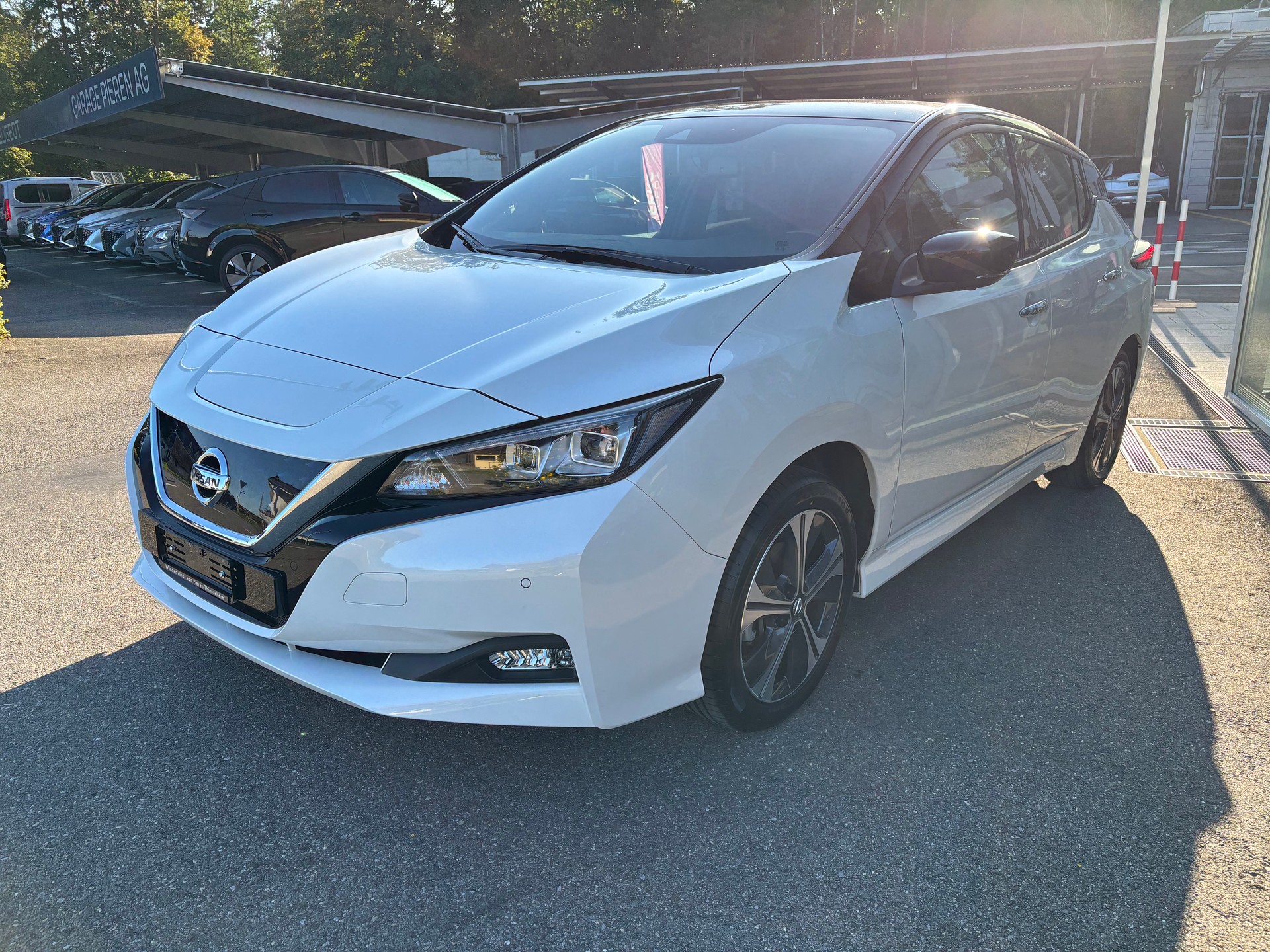 NISSAN Leaf e+ N-Connecta 62 kWh(incl batt-image-1