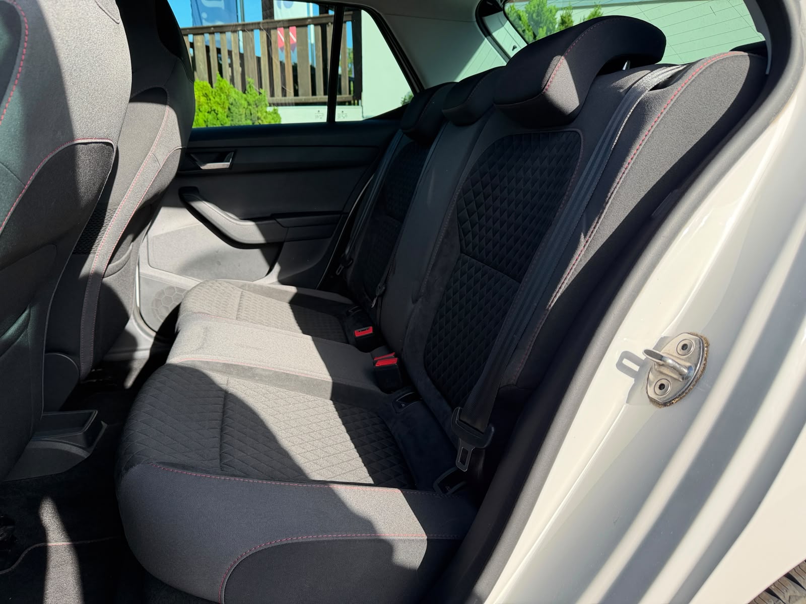 SKODA Fabia 1.4 TSI R5 DSG-image-11