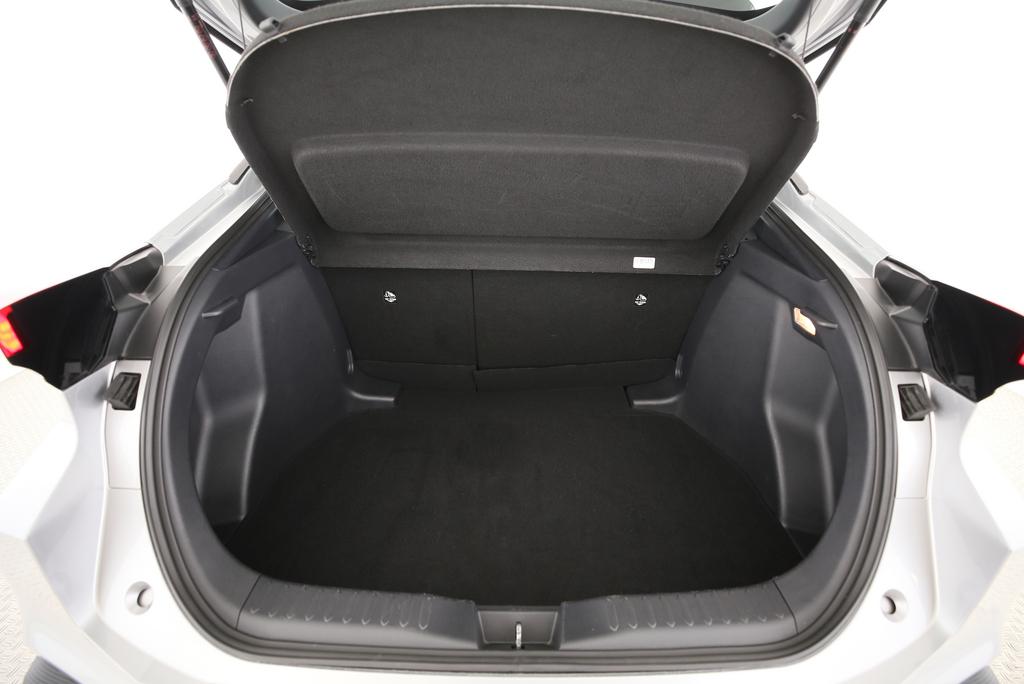 TOYOTA C-HR 1.8 HEV Comfort-image-10