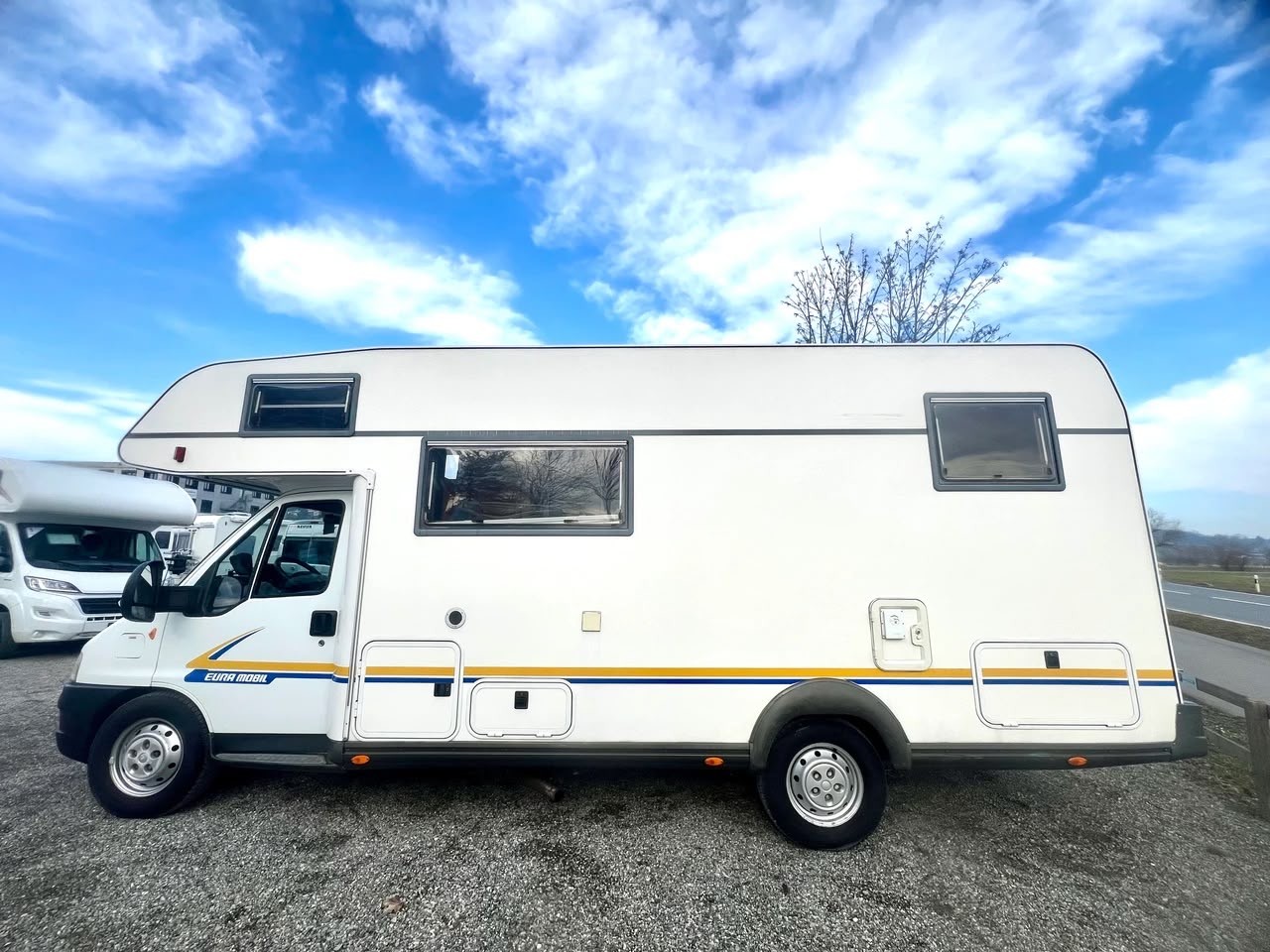 FIAT 2.8JTD 130PS EURAMOBIL ***FESTBETT-RIESEN-HECK-GARAGE-image-16