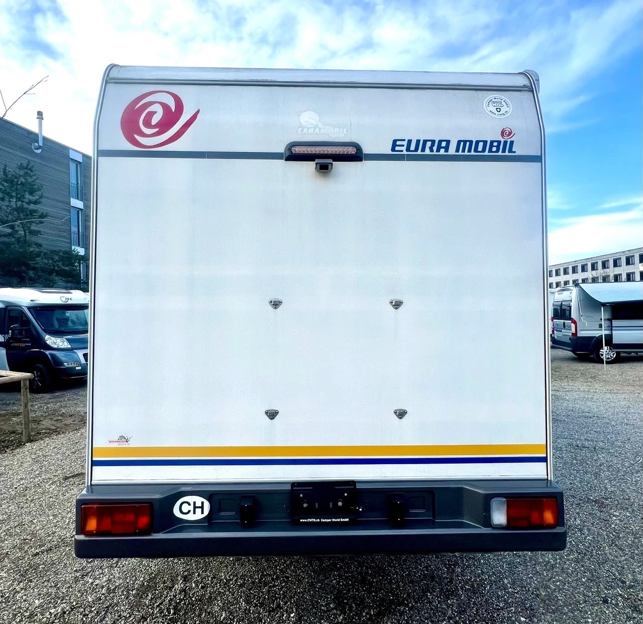 FIAT 2.8JTD 130PS EURAMOBIL ***FESTBETT-RIESEN-HECK-GARAGE-image-14