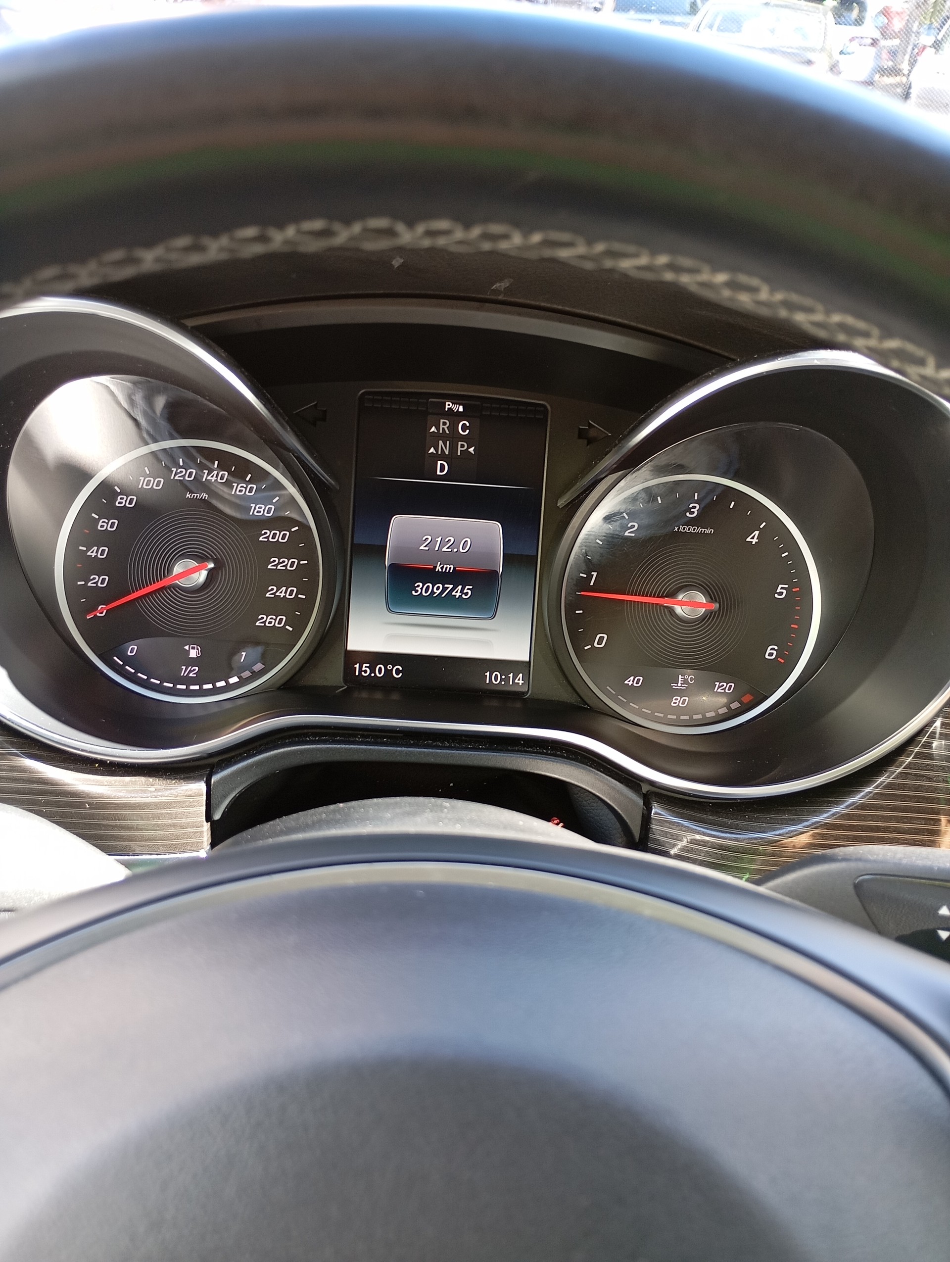 MERCEDES-BENZ V 220 d lang 4Matic 9G-Tronic-image-12