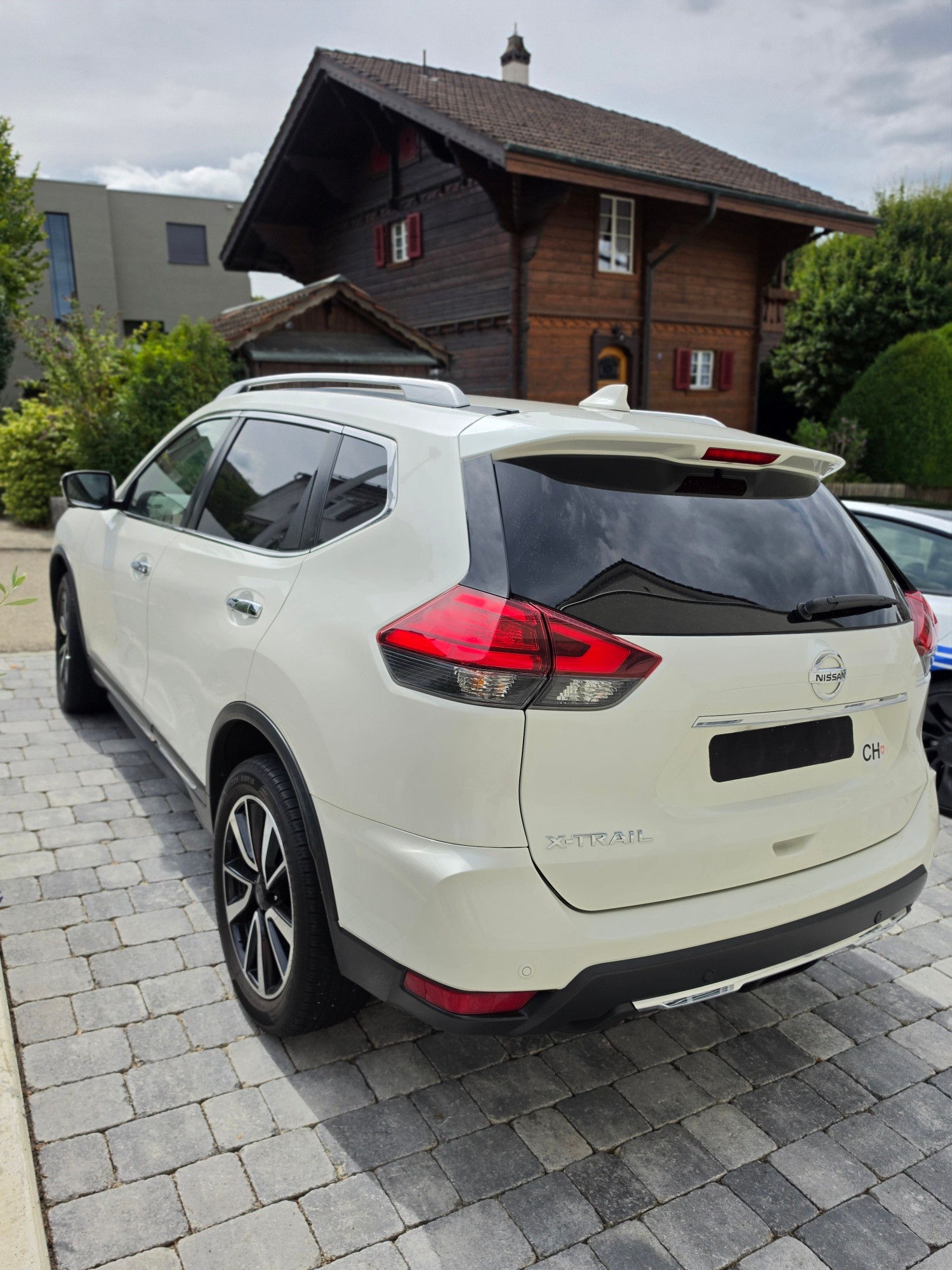 NISSAN 2.0 dCi Tekna 4x4-image-2