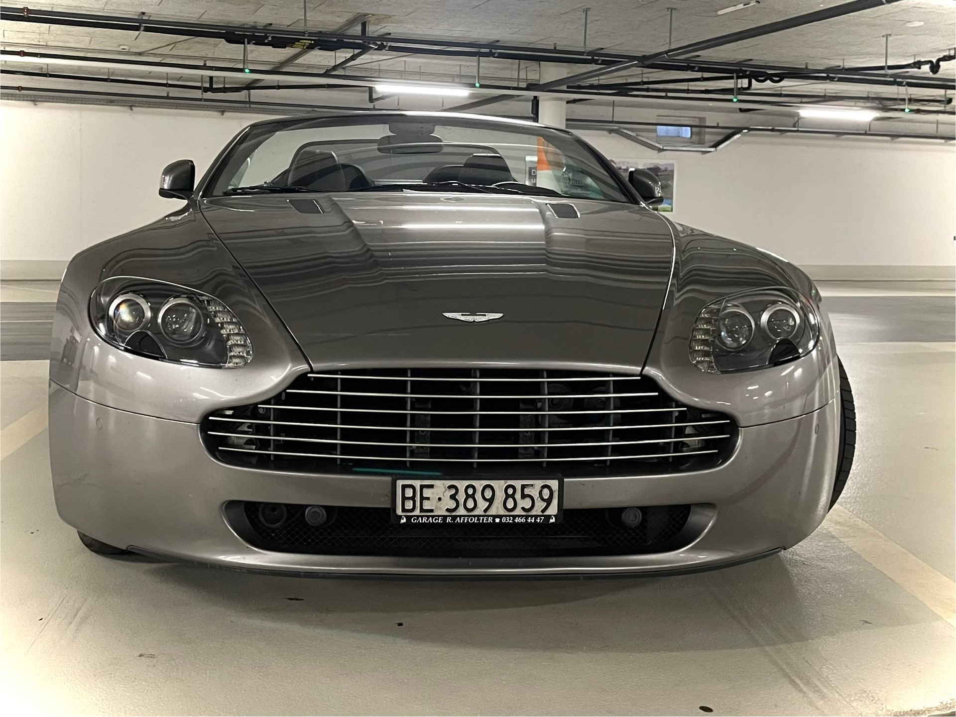 ASTON MARTIN Roadster-image-1