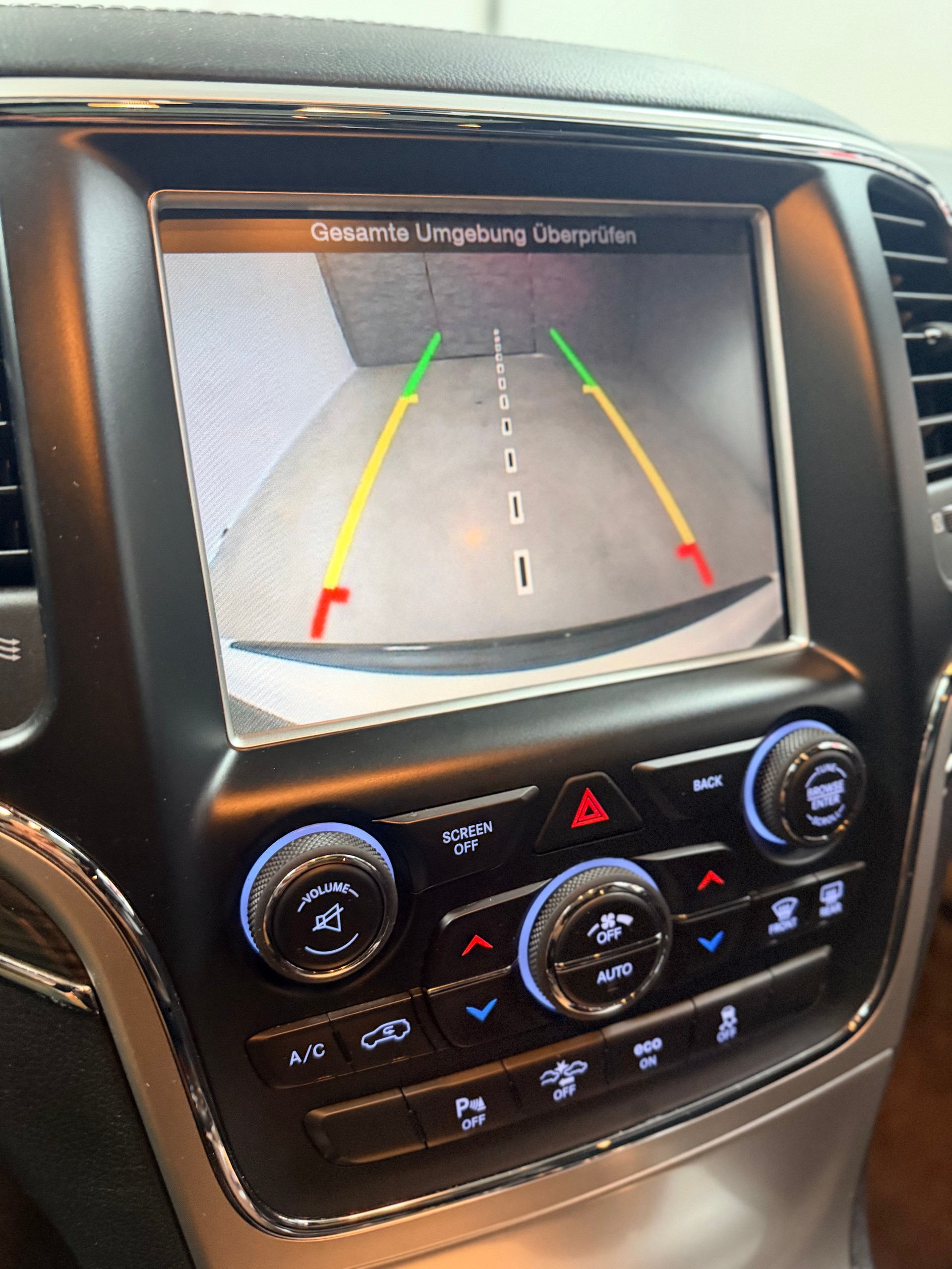 JEEP Grand Cherokee 6.4 V8 HEMI SRT8 Automatic-image-13