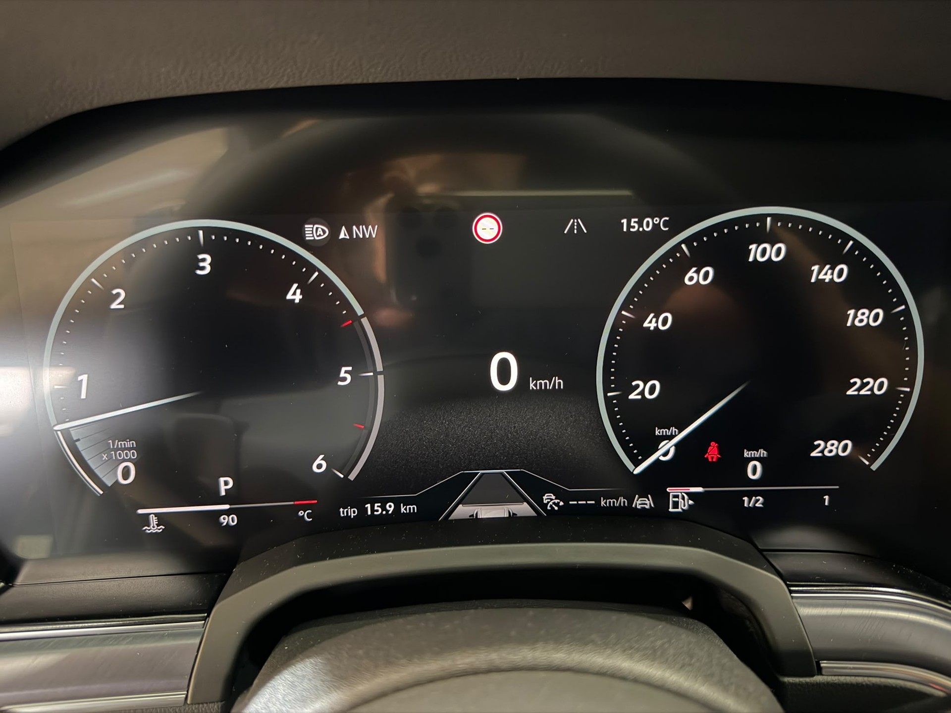 VW Touareg 3.0 TDI R-Line Final Edition Tiptronic-image-11