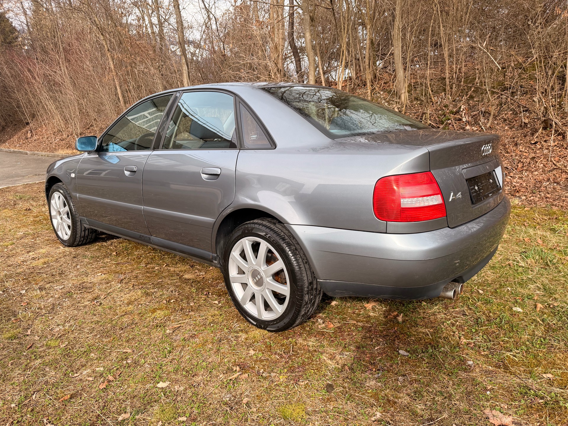 AUDI 1.8 20V quattro-image-2
