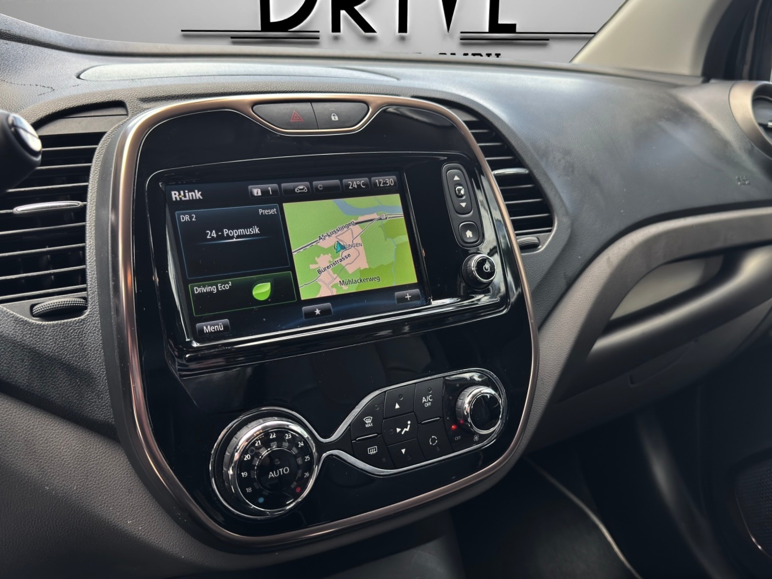 RENAULT Captur 1.2 T 16V Iconic EDC-image-12